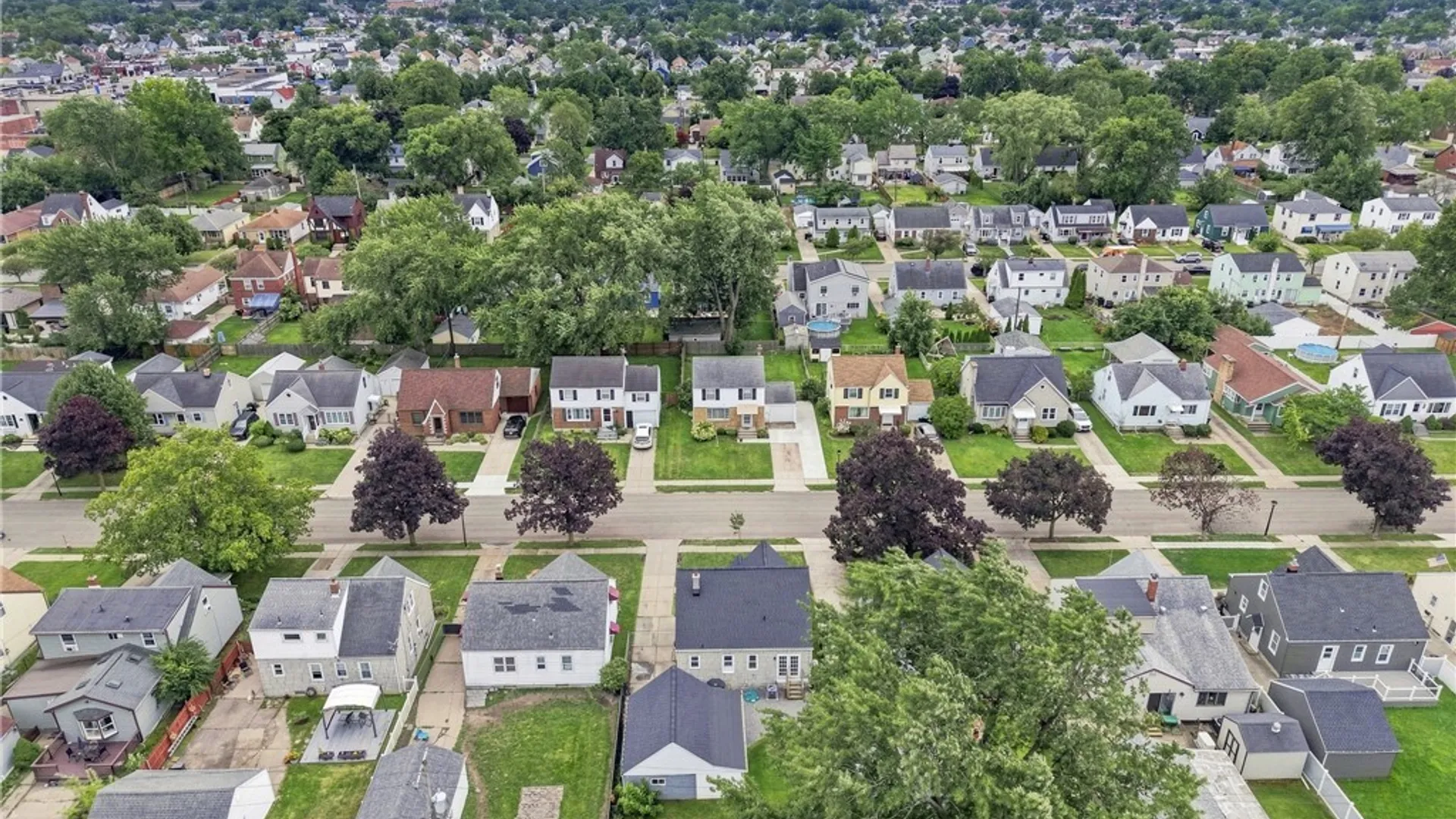 Property at 67 June Road, Tonawanda, NY 14217 44