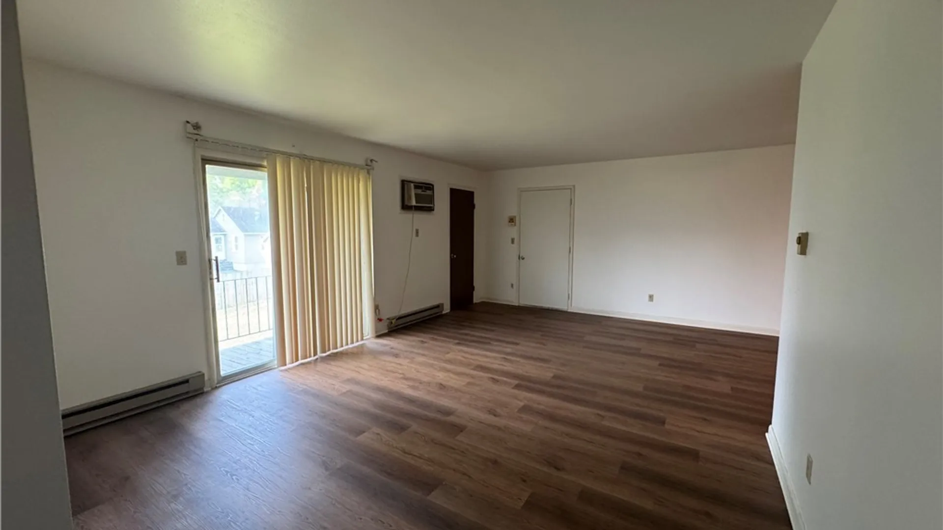 Property at 450 Hazelhurst Avenue, DeWitt, NY 13206 3