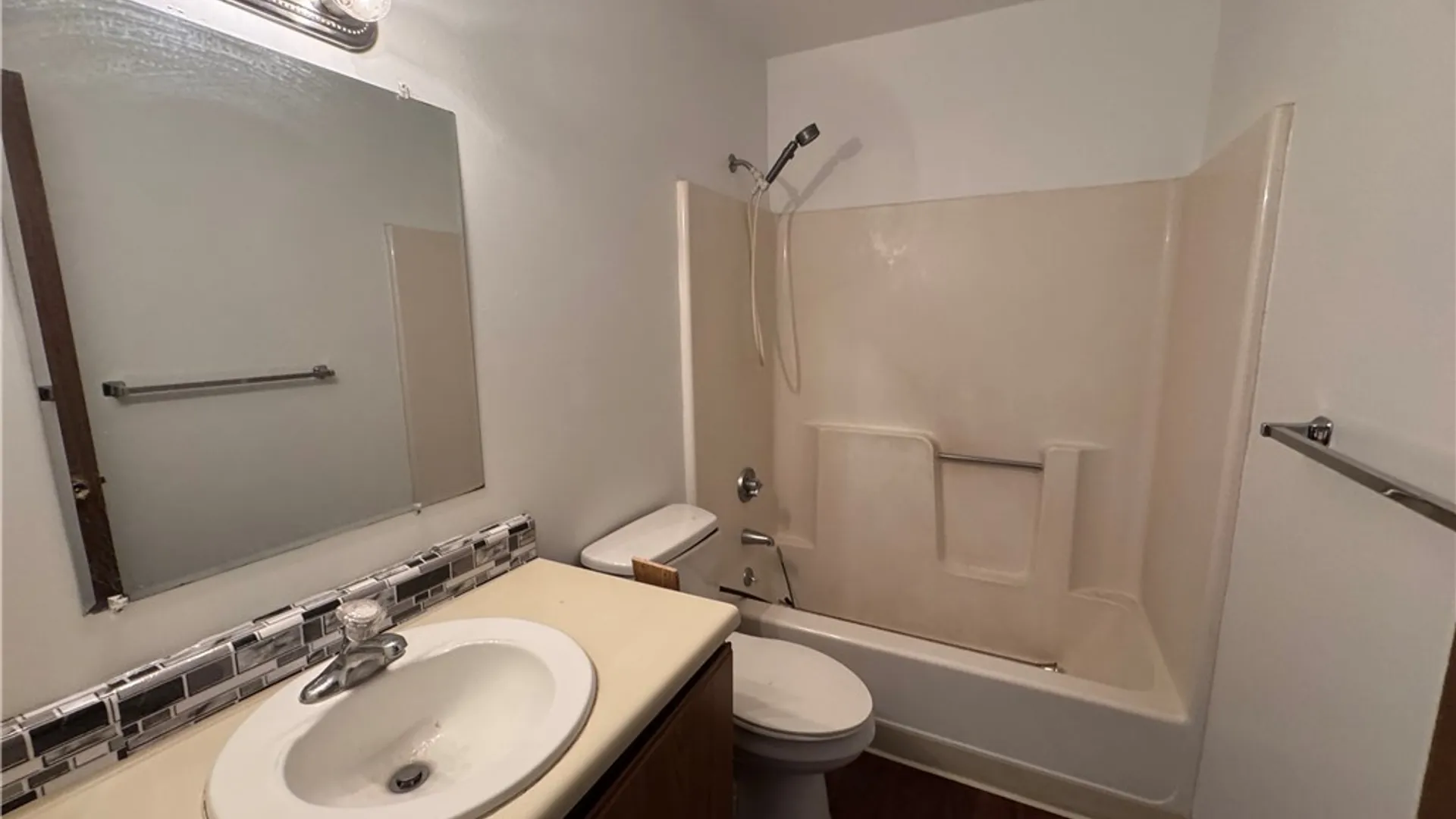 Property at 450 Hazelhurst Avenue, DeWitt, NY 13206 11