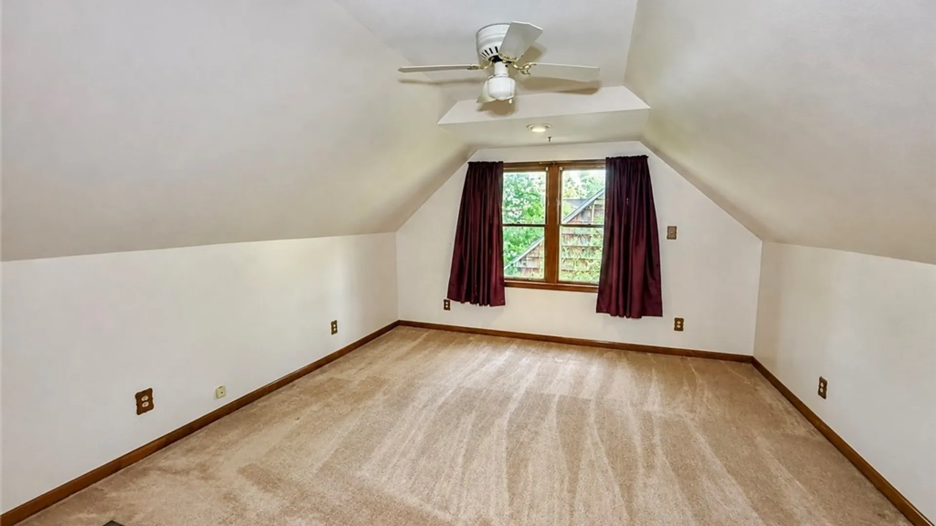 Property at 117 Brandon Road, DeWitt, NY 13057 13