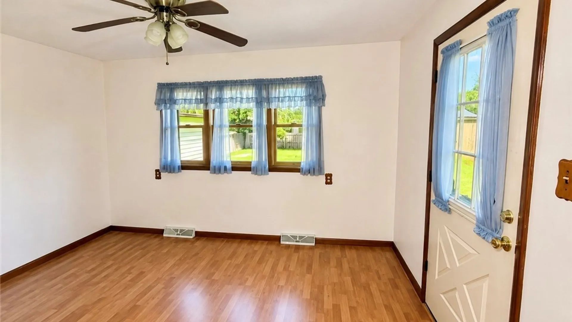 Property at 117 Brandon Road, DeWitt, NY 13057 7