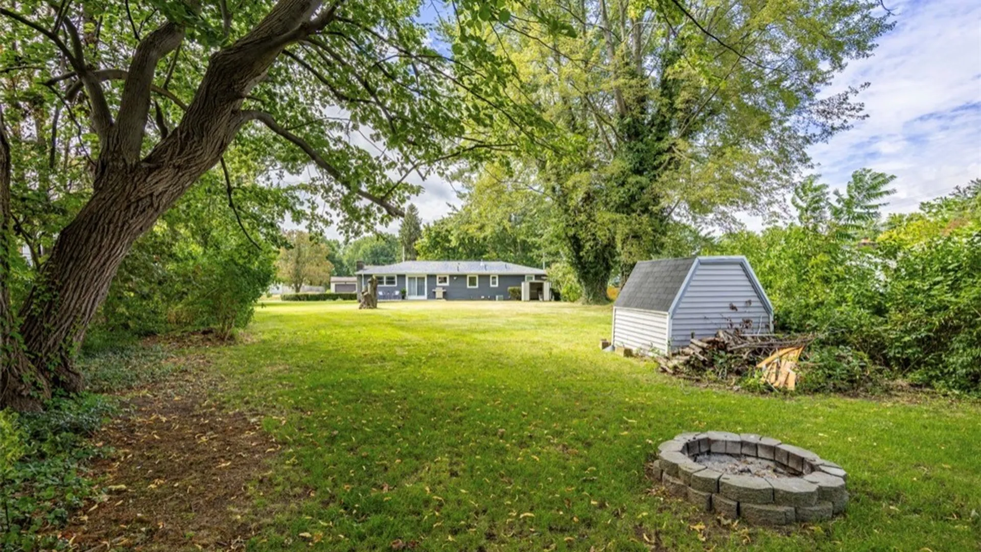 Property at 32 Kaywood Drive, Greece, NY 14626 38