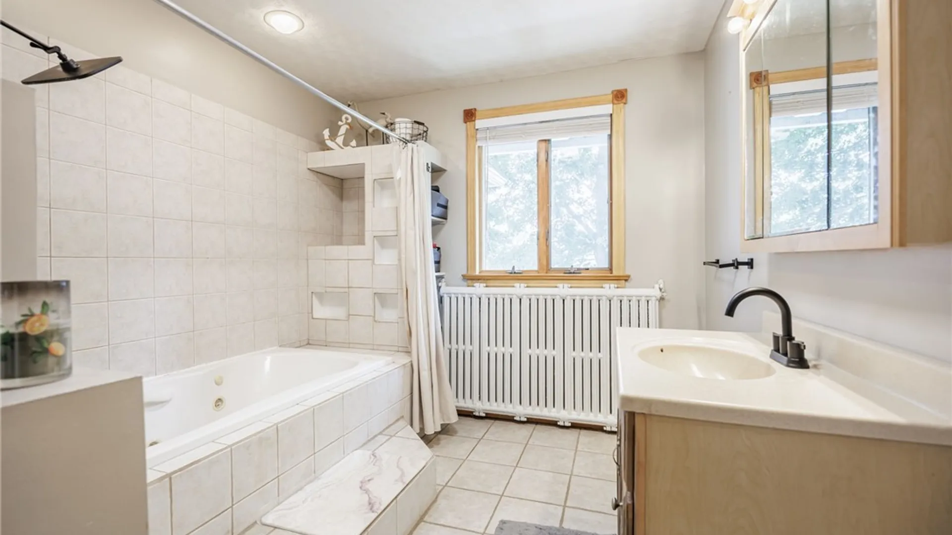 Property at 24 Thomas Avenue, Batavia City, NY 14020 31