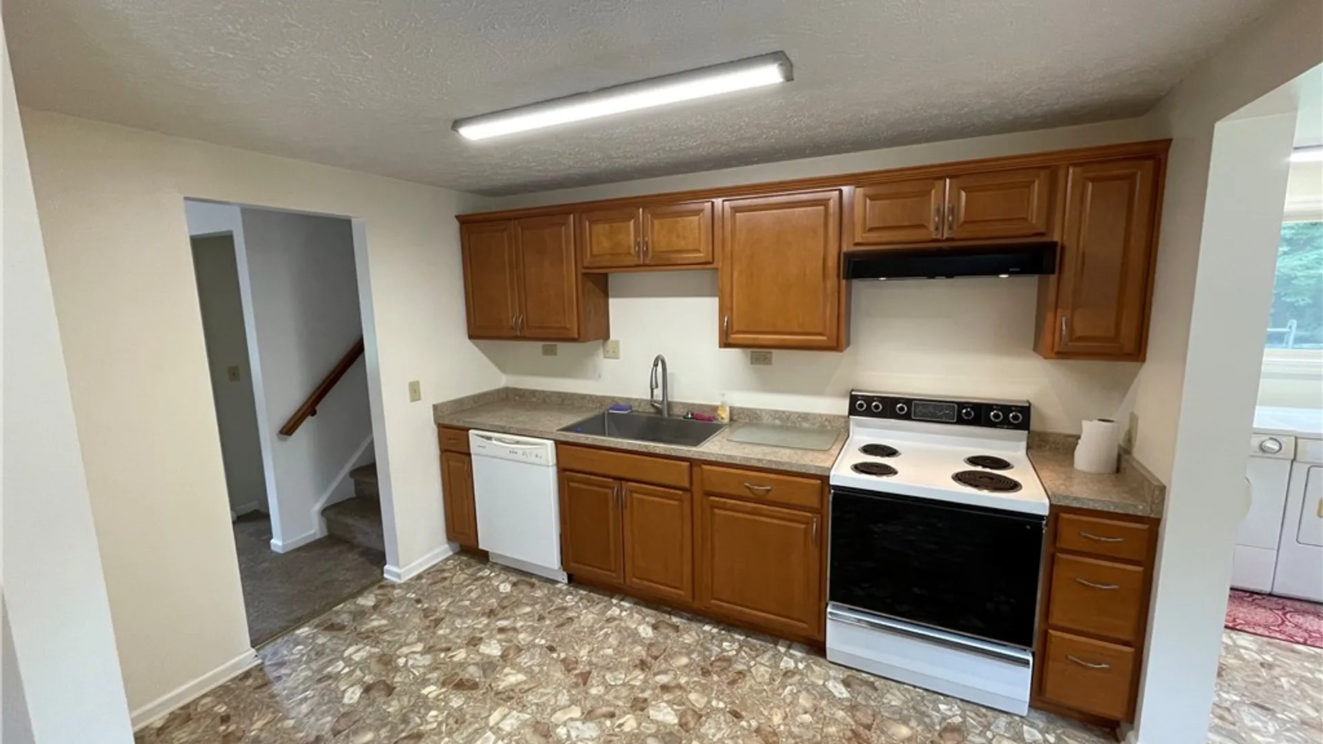Property at 16 Doud Circle, Parma, NY 14468 4