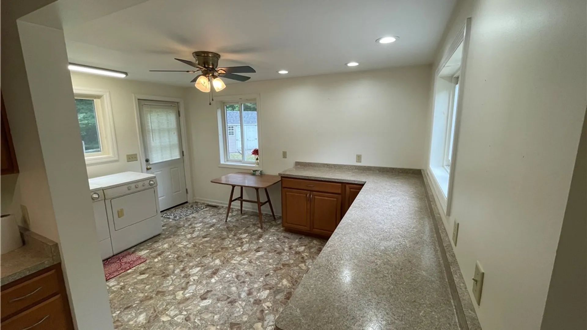 Property at 16 Doud Circle, Parma, NY 14468 7