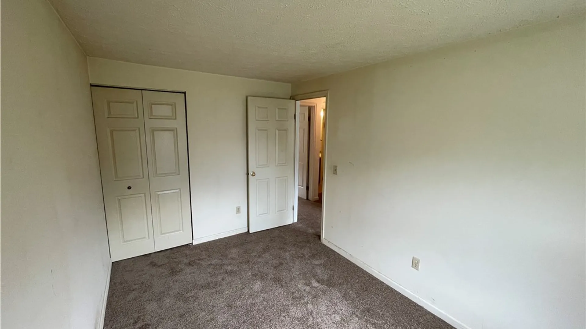 Property at 16 Doud Circle, Parma, NY 14468 14