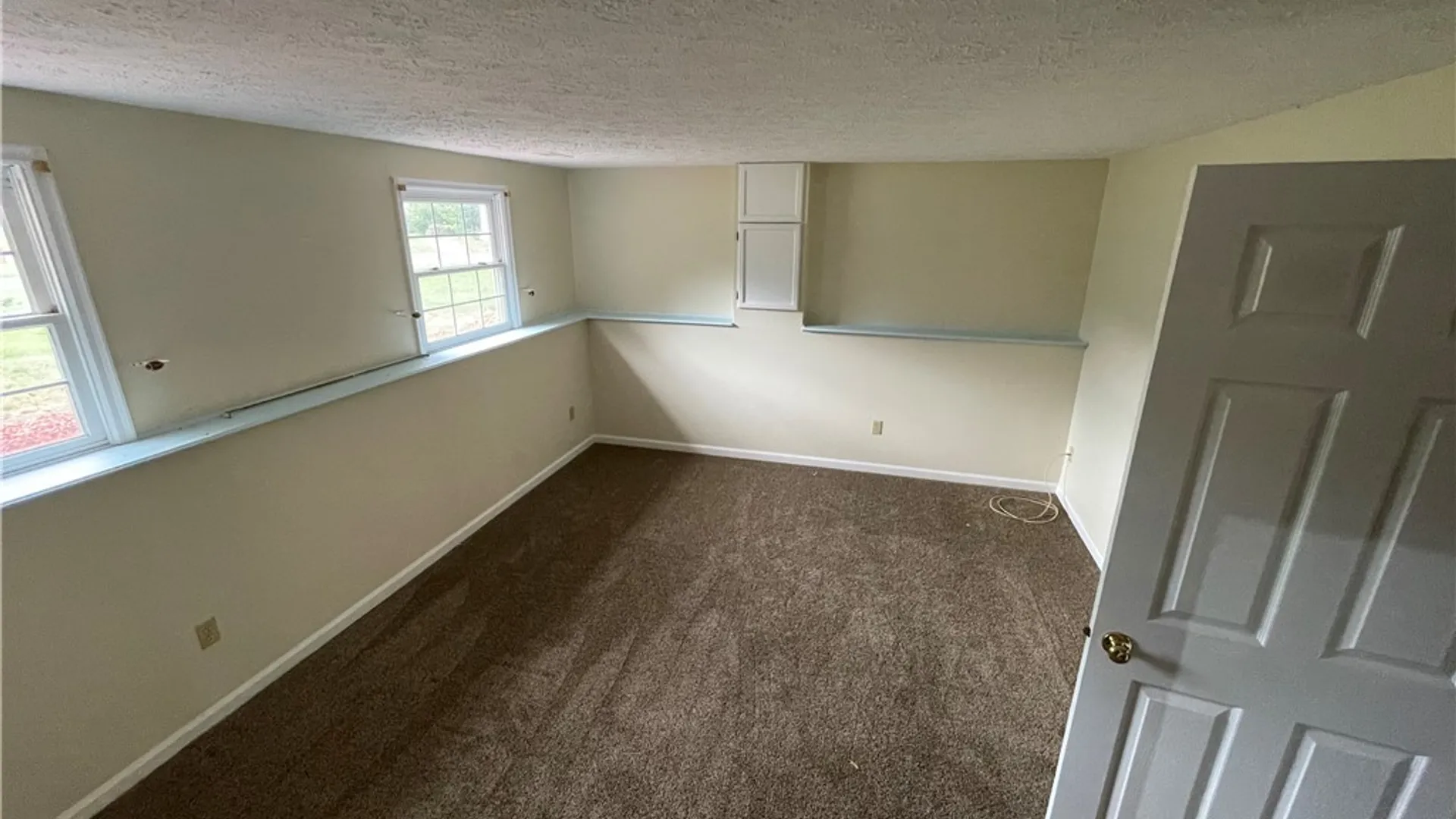 Property at 16 Doud Circle, Parma, NY 14468 18