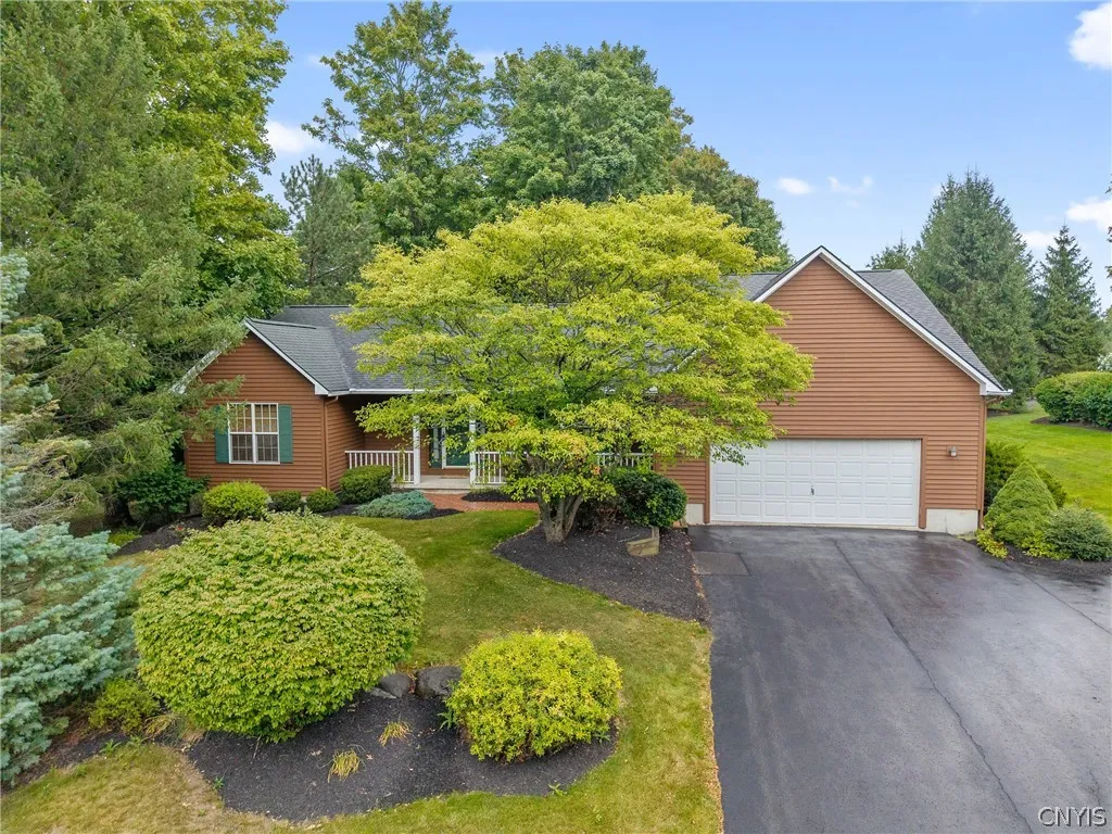 Property at 4721 Rushmore Drive, Onondaga, NY 13215