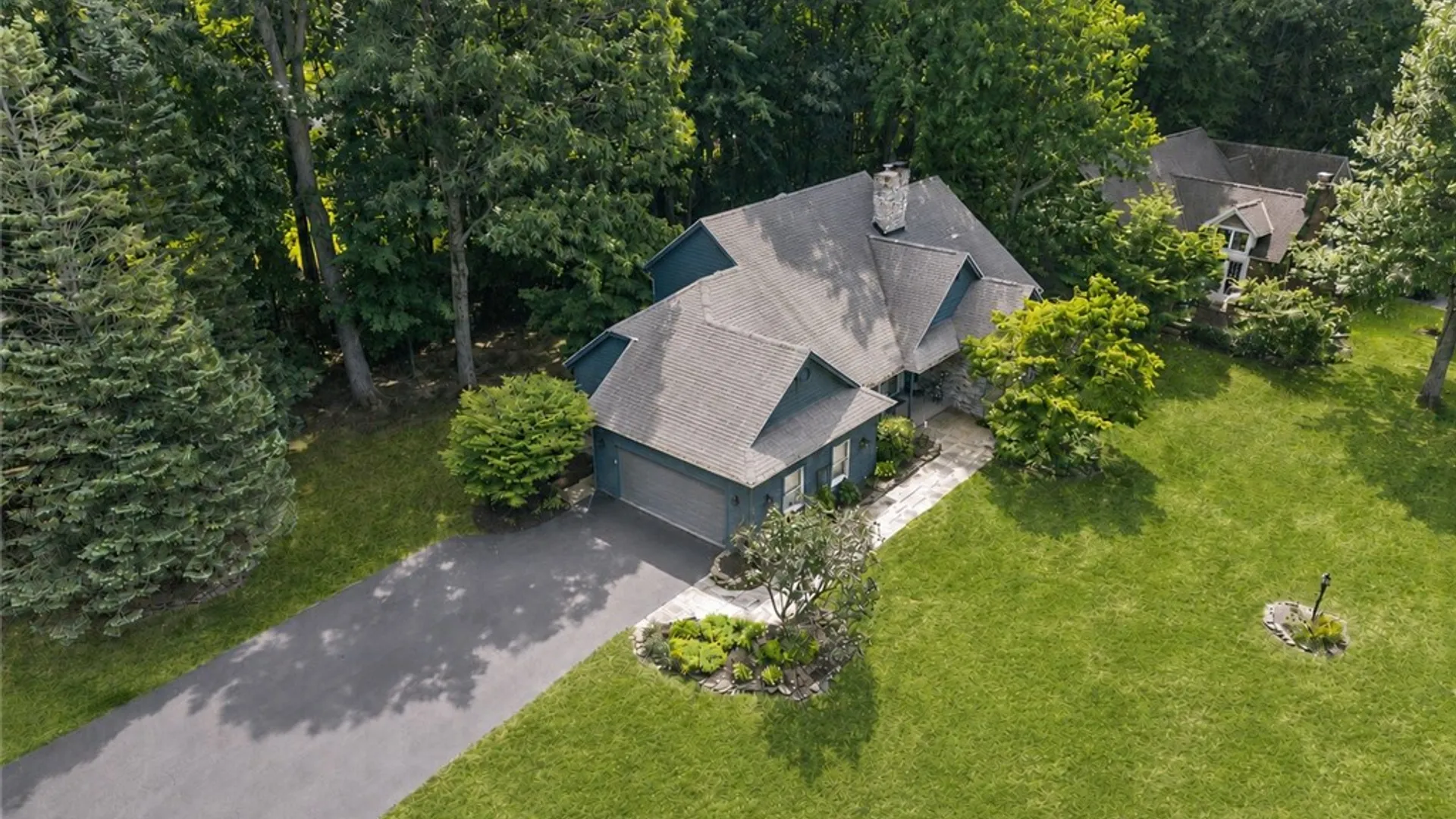 Property at 532 Granger Circle, Webster, NY 14580 3