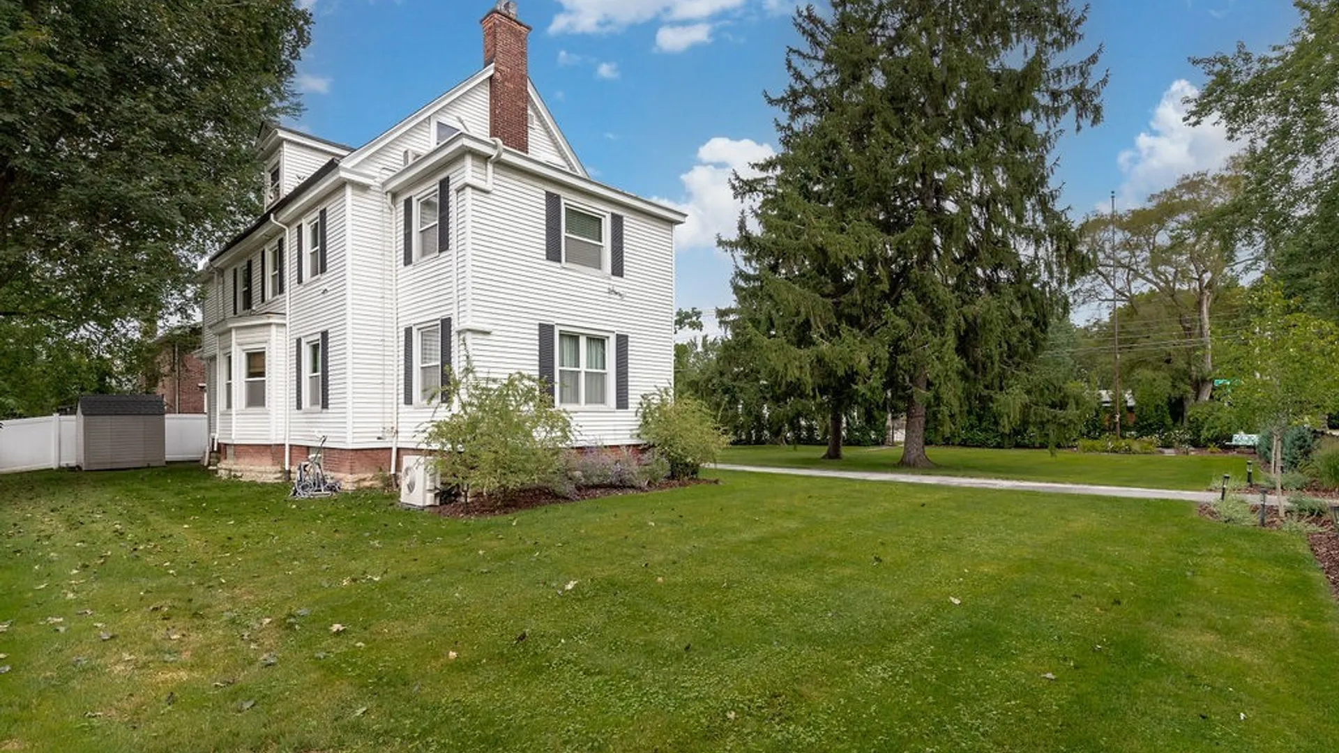 Property at 9 High Park Boulevard, Amherst, NY 14226 5