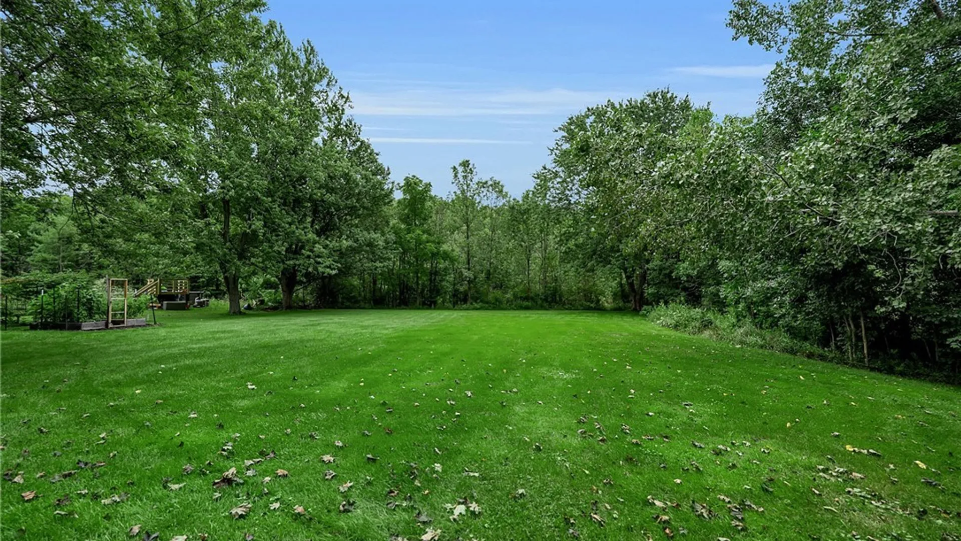 Property at 9501 Greiner Road, Clarence, NY 14031 40