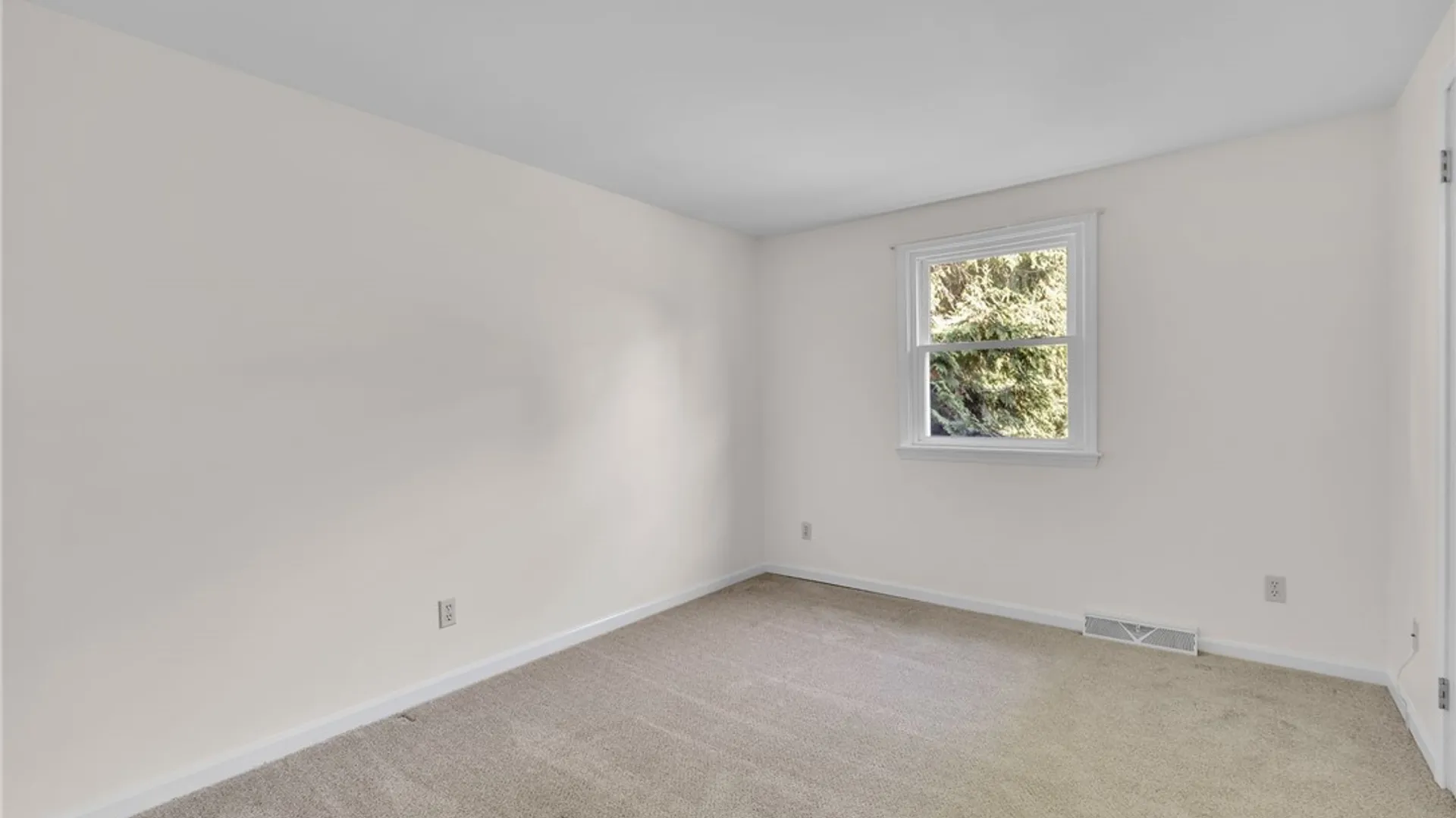 Property at 270 Buffalo Road, Aurora, NY 14052 17