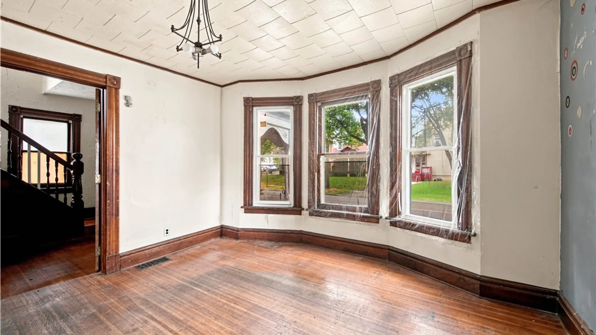 Property at 185 Lexington Avenue, Rochester, NY 14613 5