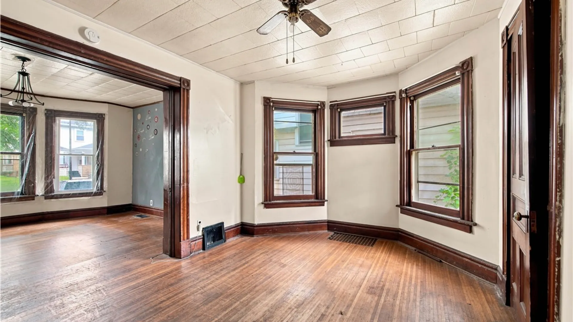 Property at 185 Lexington Avenue, Rochester, NY 14613 7