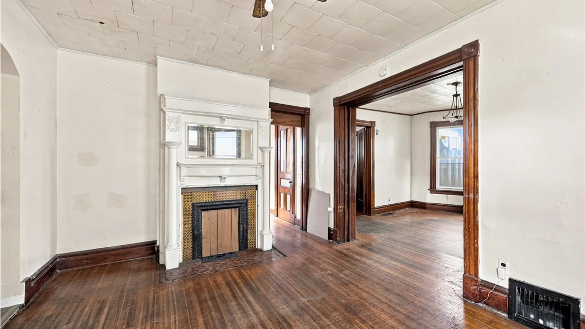 Property at 185 Lexington Avenue, Rochester, NY 14613 8