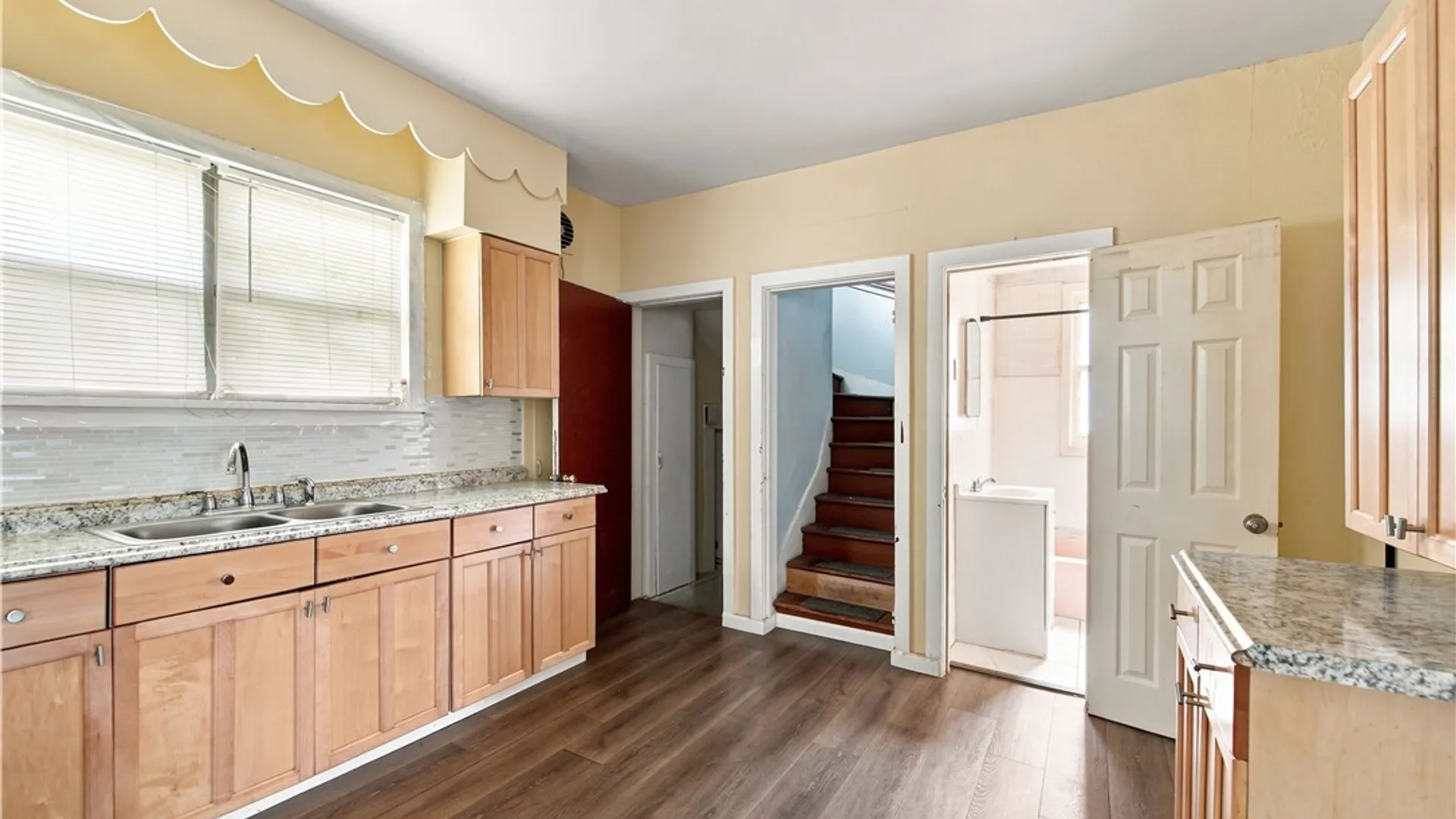 Property at 185 Lexington Avenue, Rochester, NY 14613 10