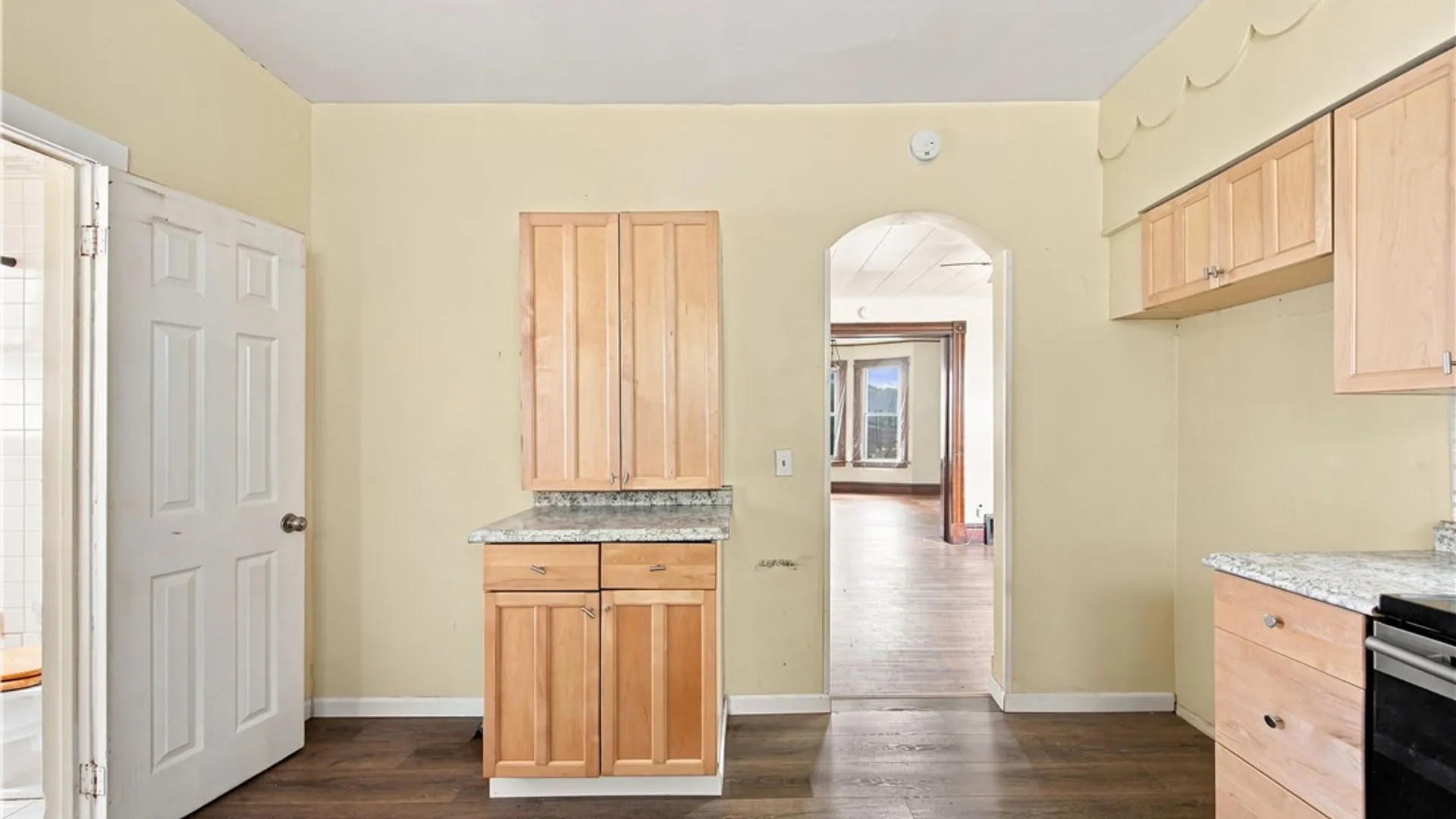 Property at 185 Lexington Avenue, Rochester, NY 14613 11