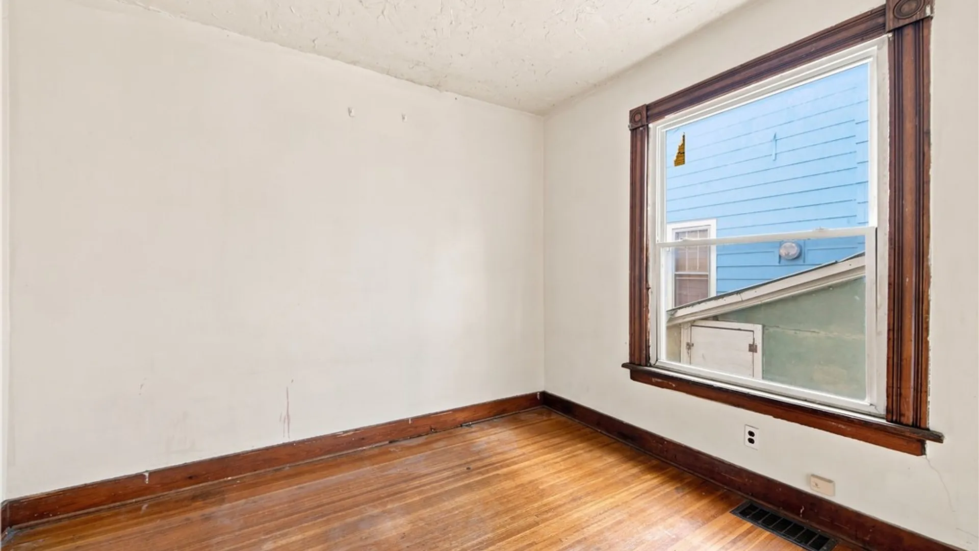 Property at 185 Lexington Avenue, Rochester, NY 14613 13