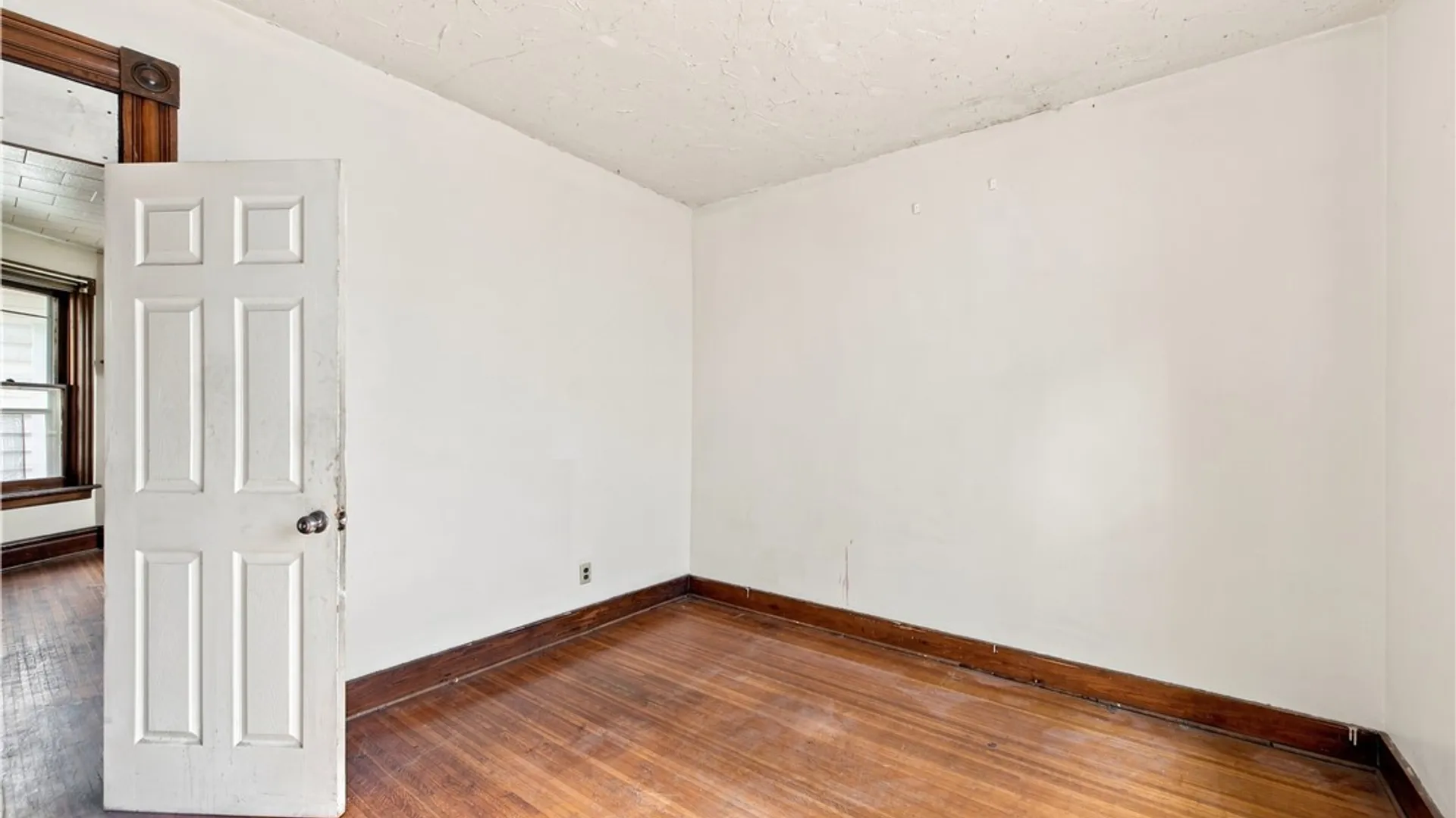 Property at 185 Lexington Avenue, Rochester, NY 14613 14