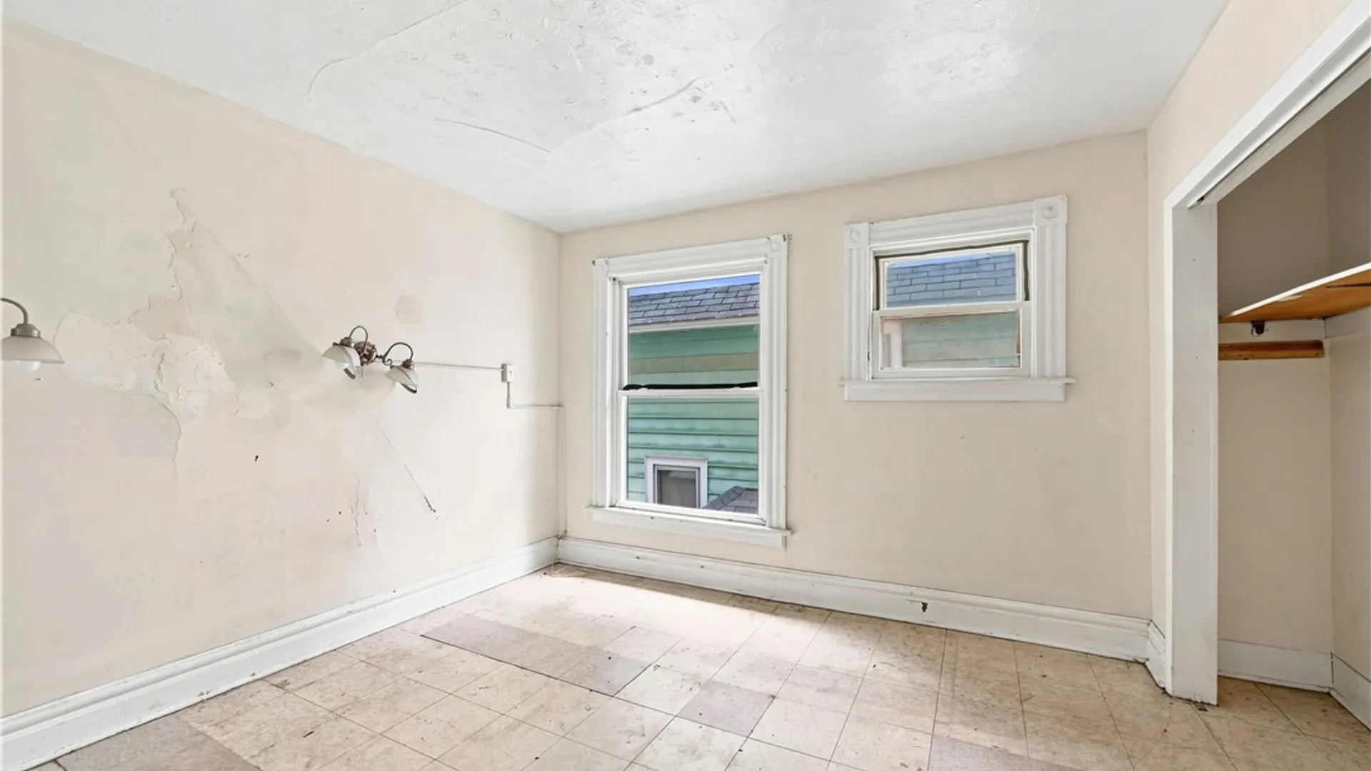 Property at 185 Lexington Avenue, Rochester, NY 14613 19