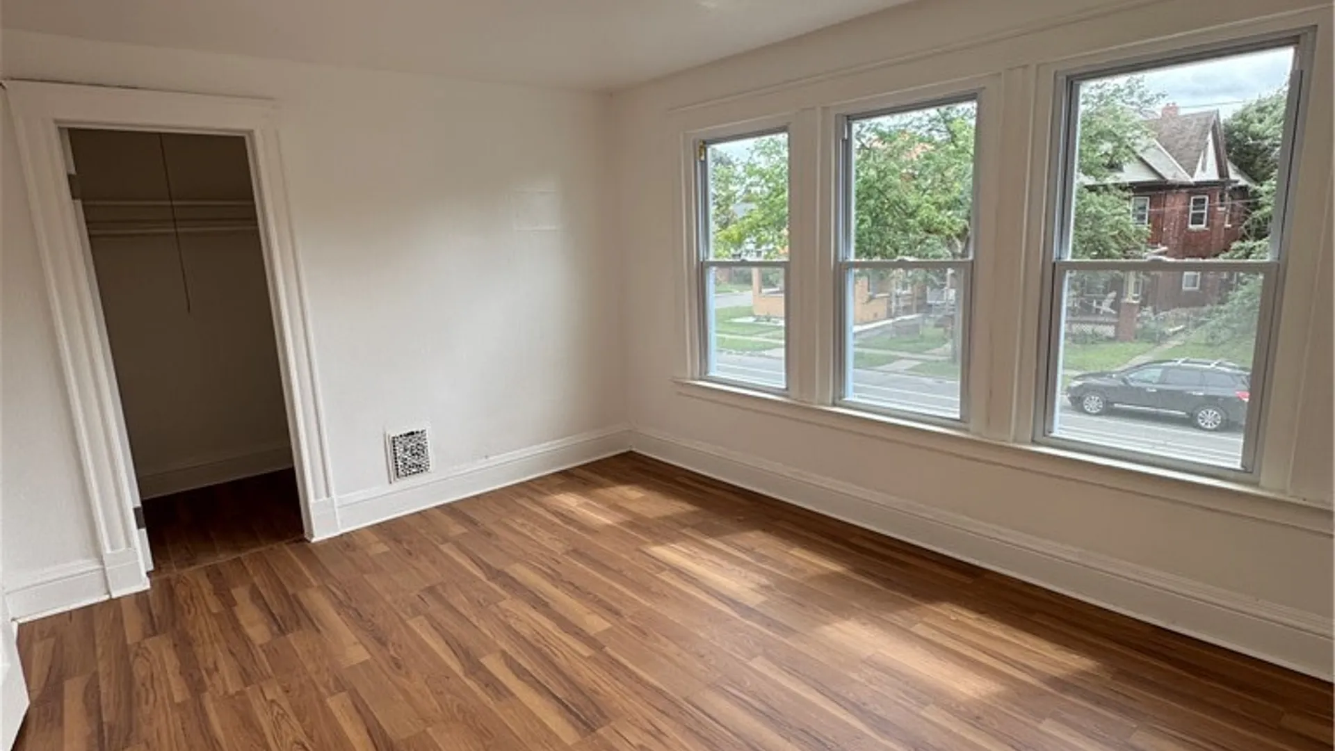 Property at 1116 Ferry Avenue, Niagara Falls, NY 14301 12