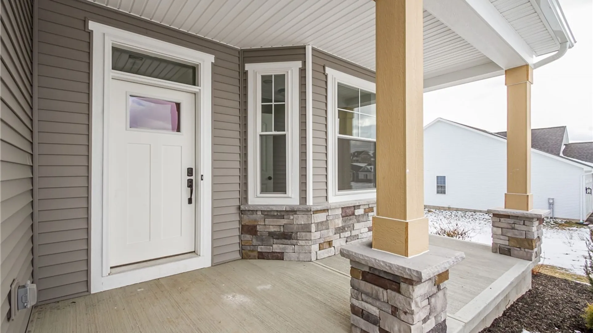 Property at 77 Thompson Lane, Canandaigua City, NY 14424 7