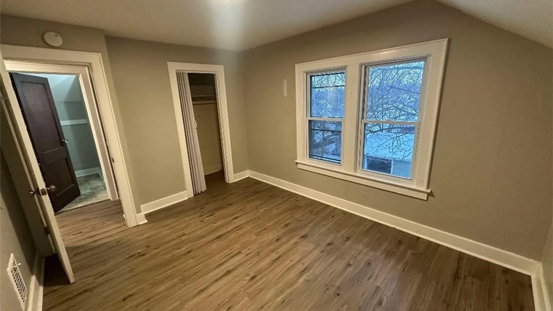 Property at 118 Champlin Drive, Syracuse, NY 13206 6