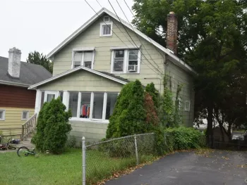 Property at 118 Champlin Drive, Syracuse, NY 13206