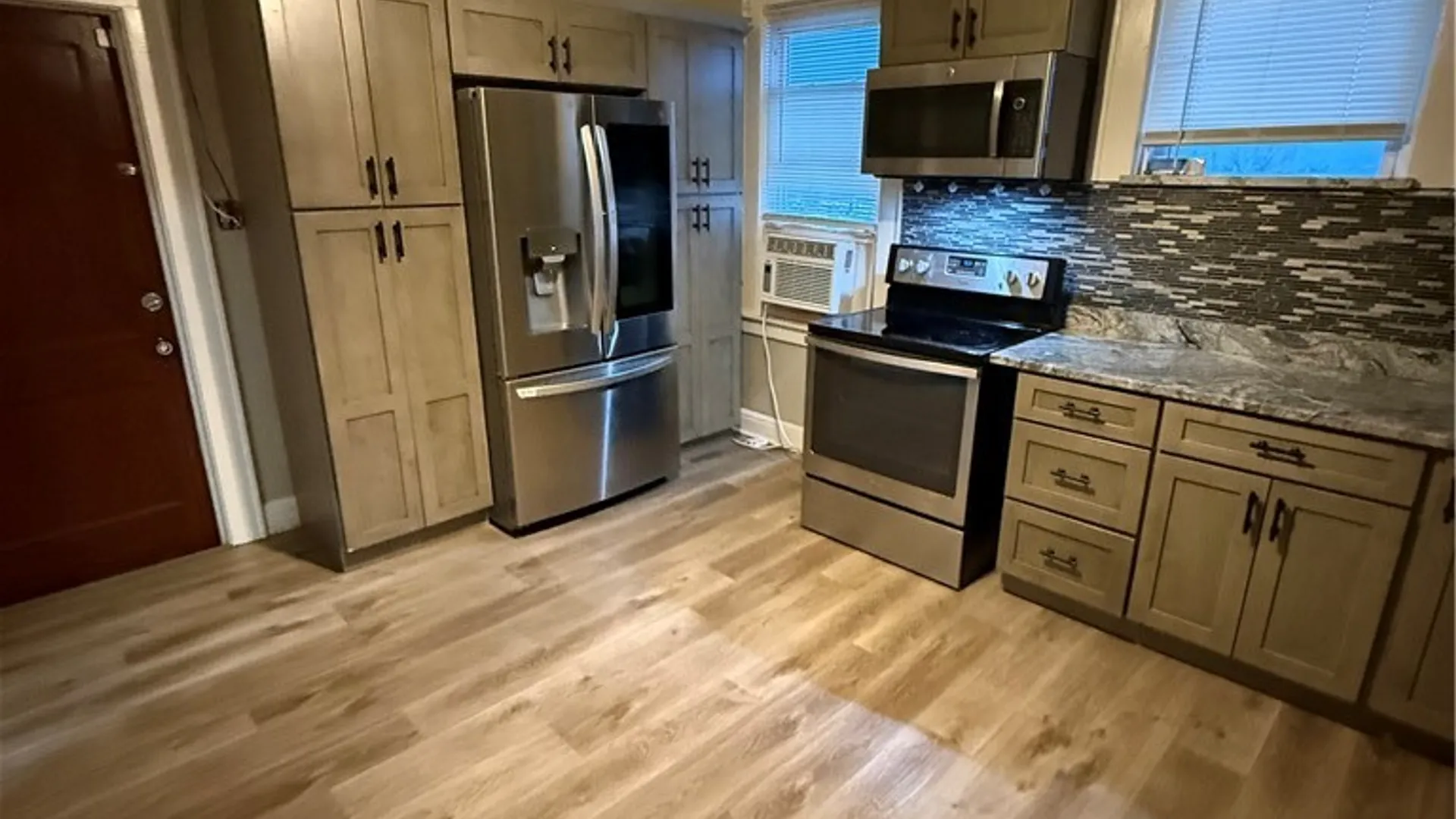 Property at 624 E Division Street, Syracuse, NY 13208 25