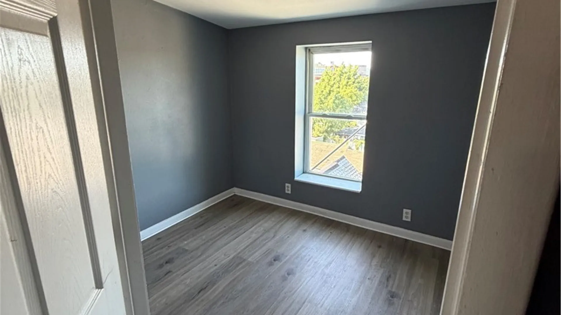 Property at 624 E Division Street, Syracuse, NY 13208 34