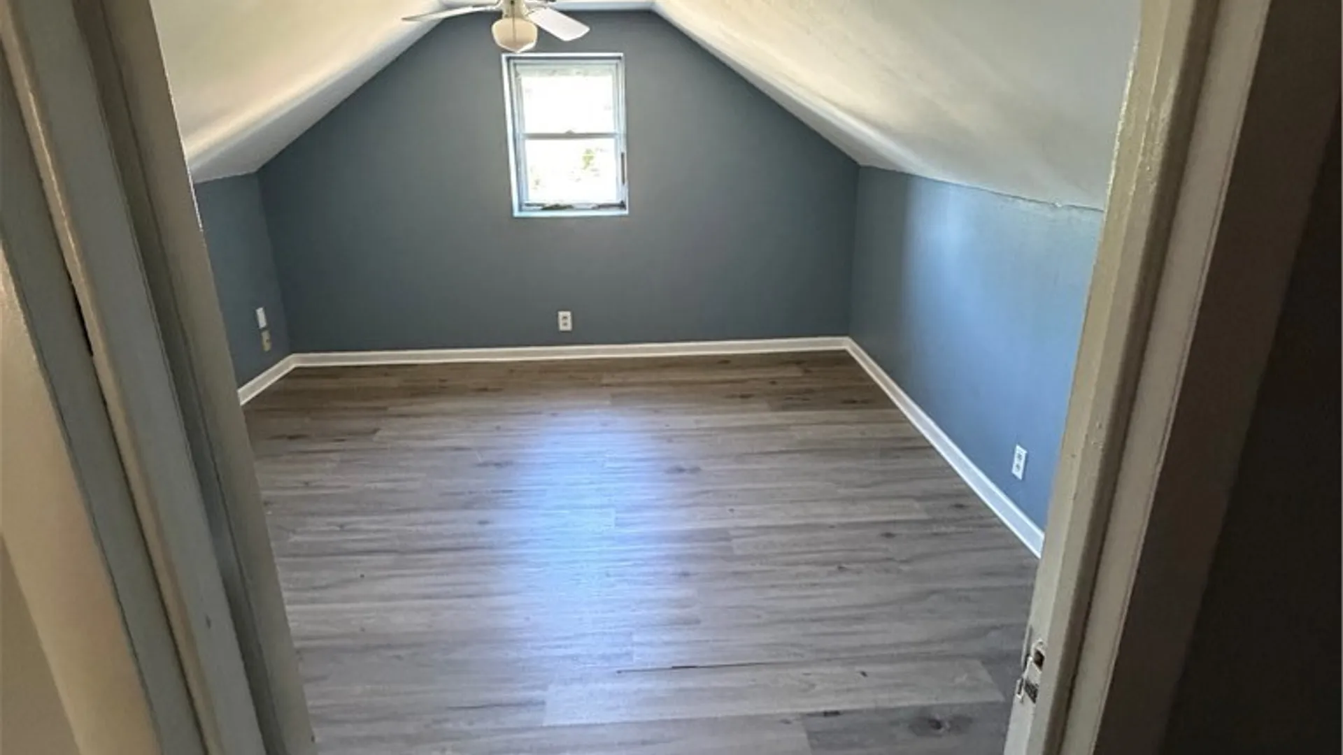 Property at 624 E Division Street, Syracuse, NY 13208 35