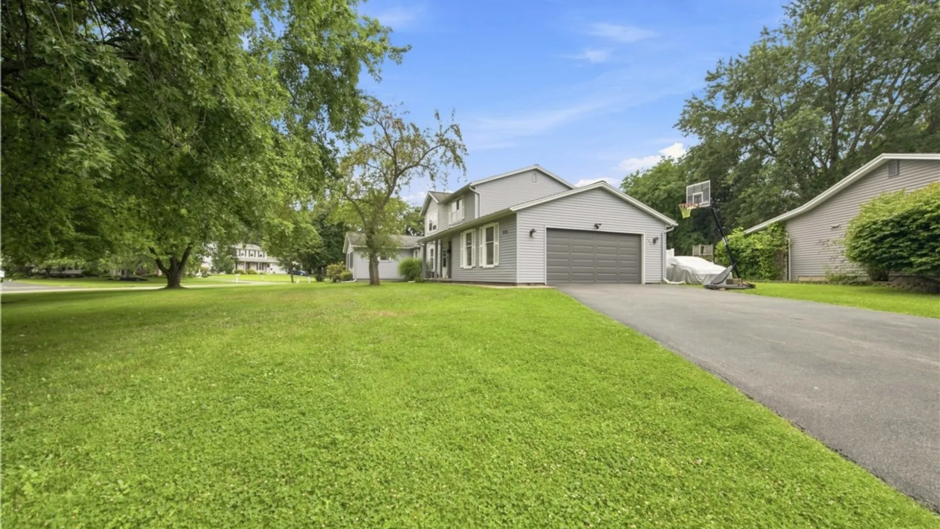 Property at 235 Everwild Lane, Greece, NY 14616 3