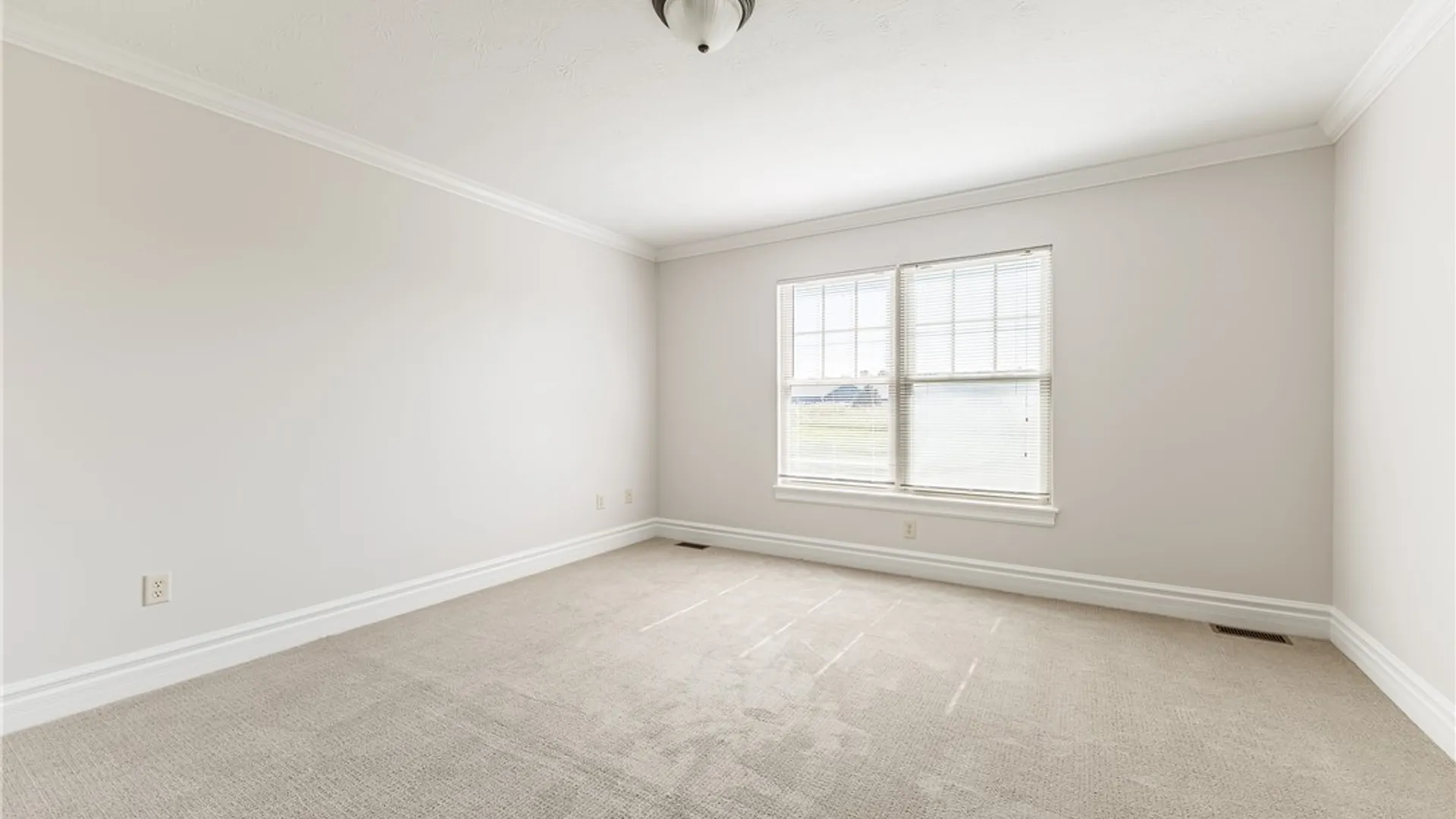 Property at 7139 Challenger Circle, Victor, NY 14564 27