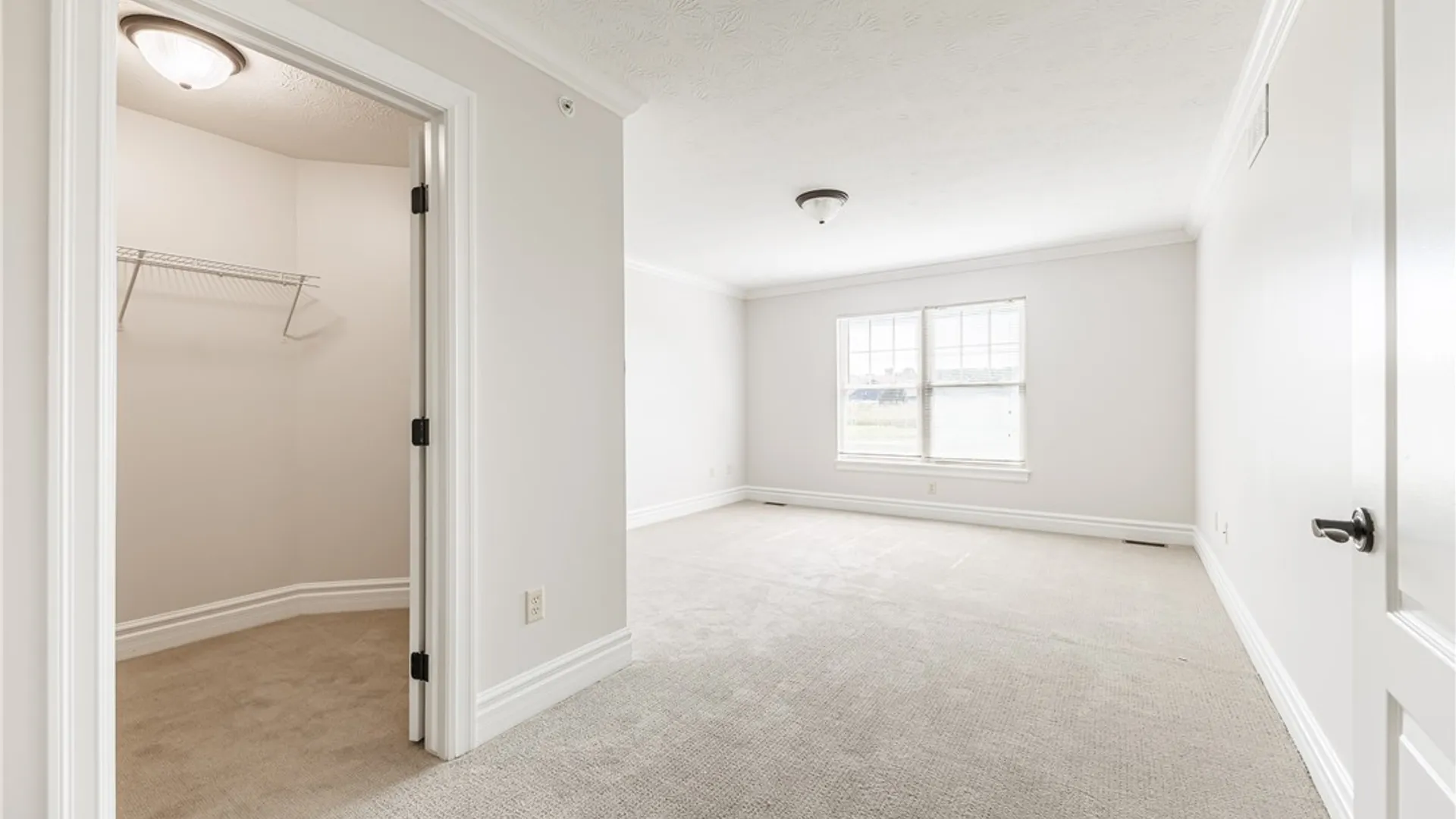 Property at 7139 Challenger Circle, Victor, NY 14564 26