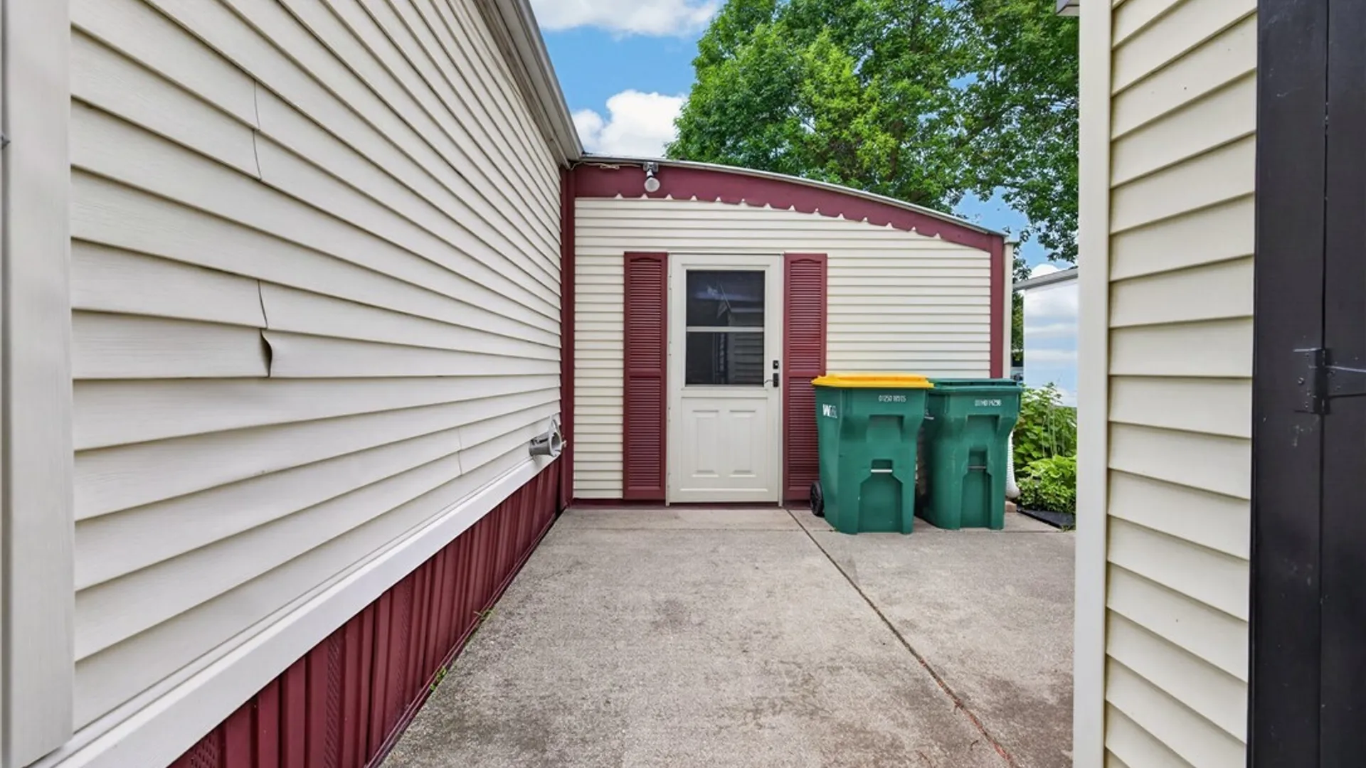 Property at 18 Alsace Street, West Seneca, NY 14224 6