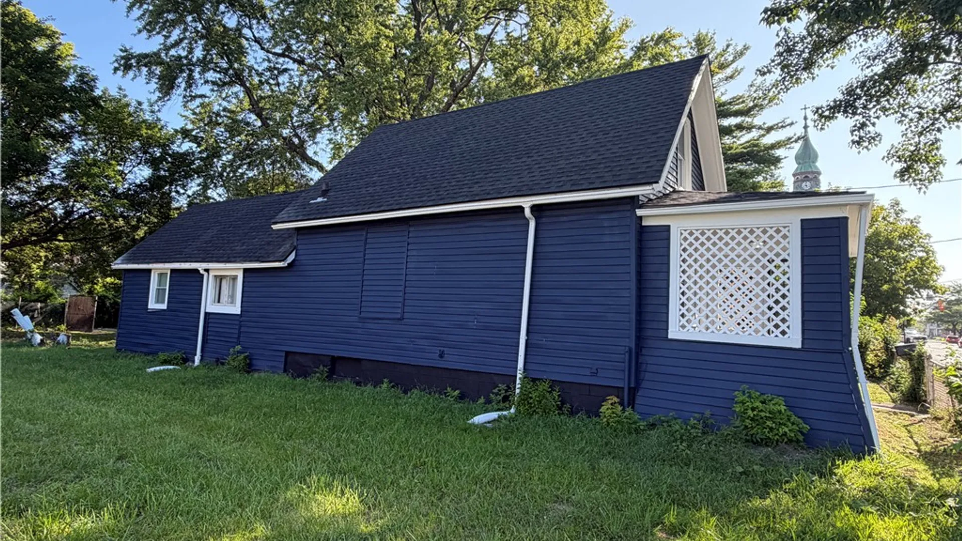 Property at 860 Clifford Avenue, Rochester, NY 14621 17