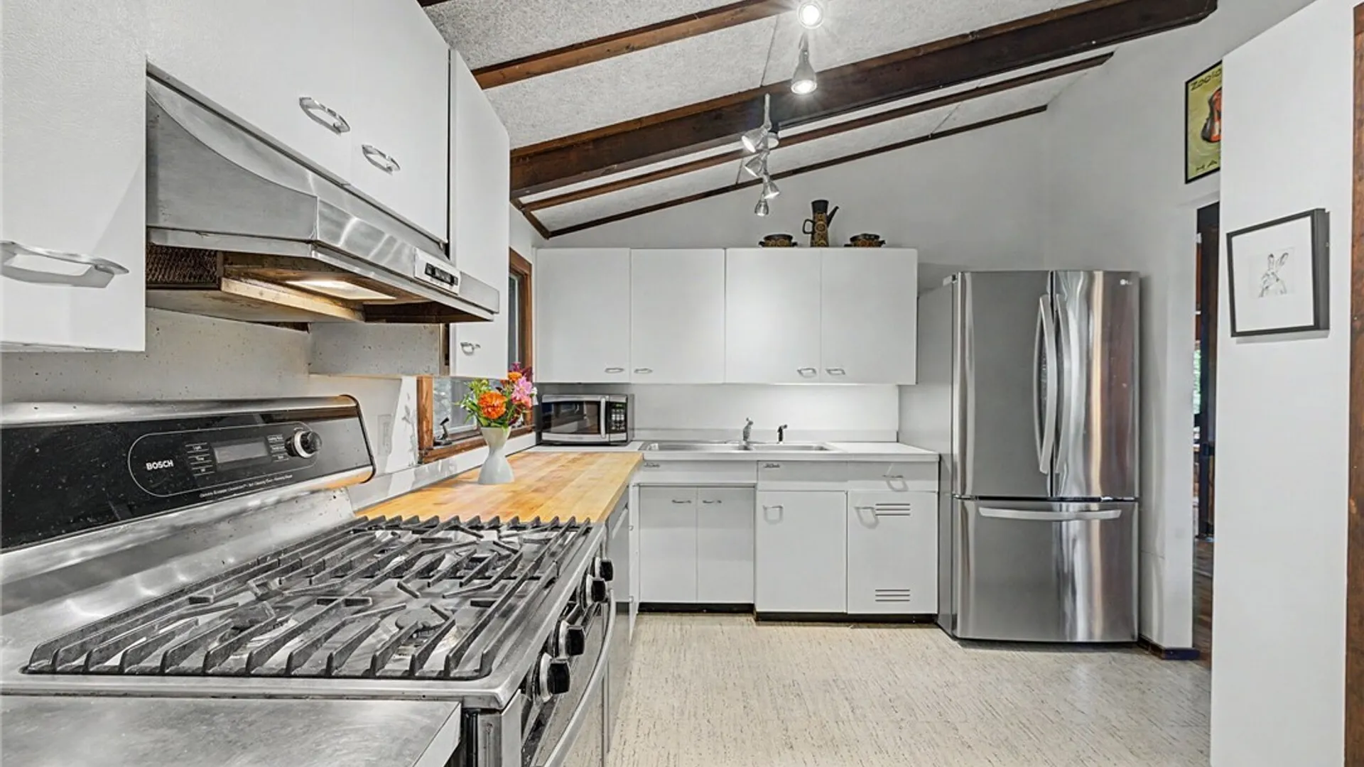Property at 5486 Allen Drive, Boston, NY 14075 24