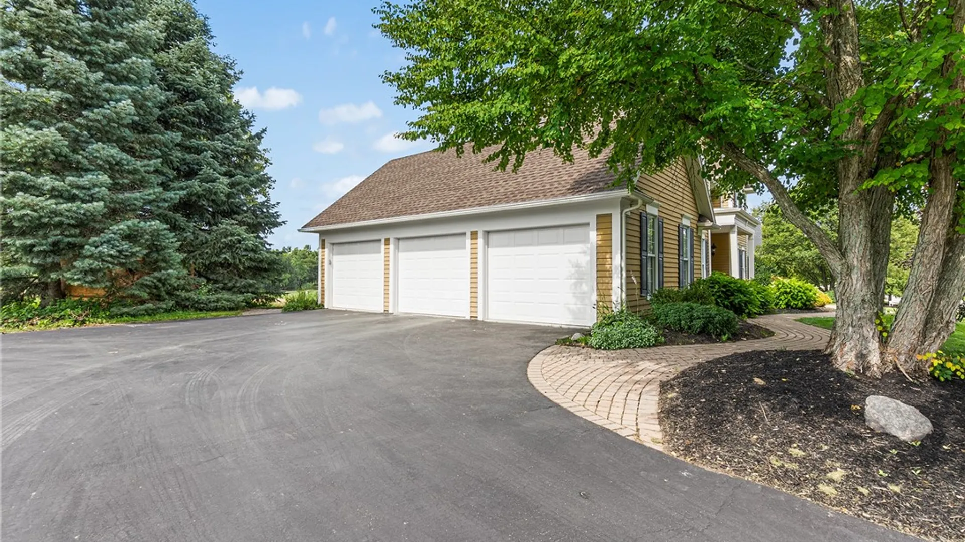 Property at 76 Cobblecreek Road, Victor, NY 14564 32