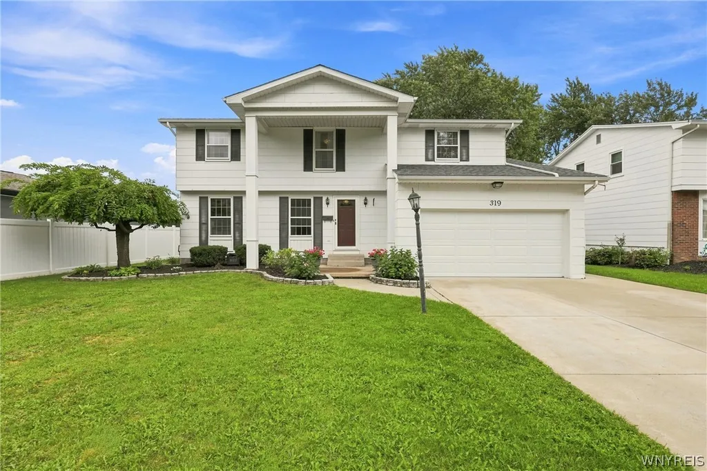 Property at 319 Sprucewood Terrace, Amherst, NY 14211