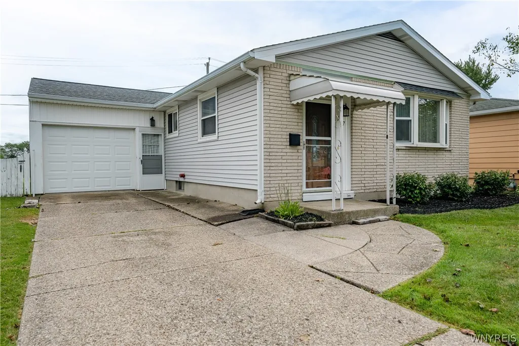 Property at 127 Madaline Lane, Cheektowaga, NY 14043