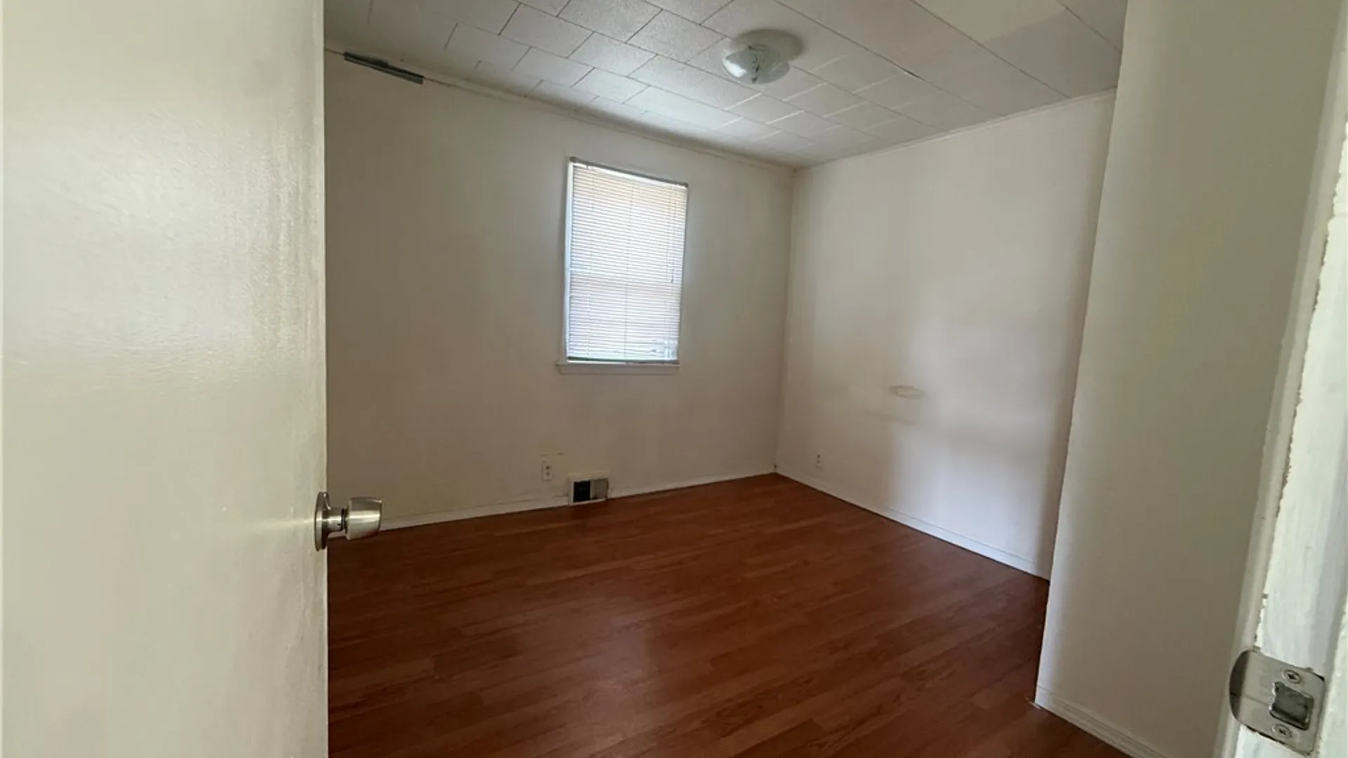 Property at 367 University Avenue, Tonawanda, NY 14223 7