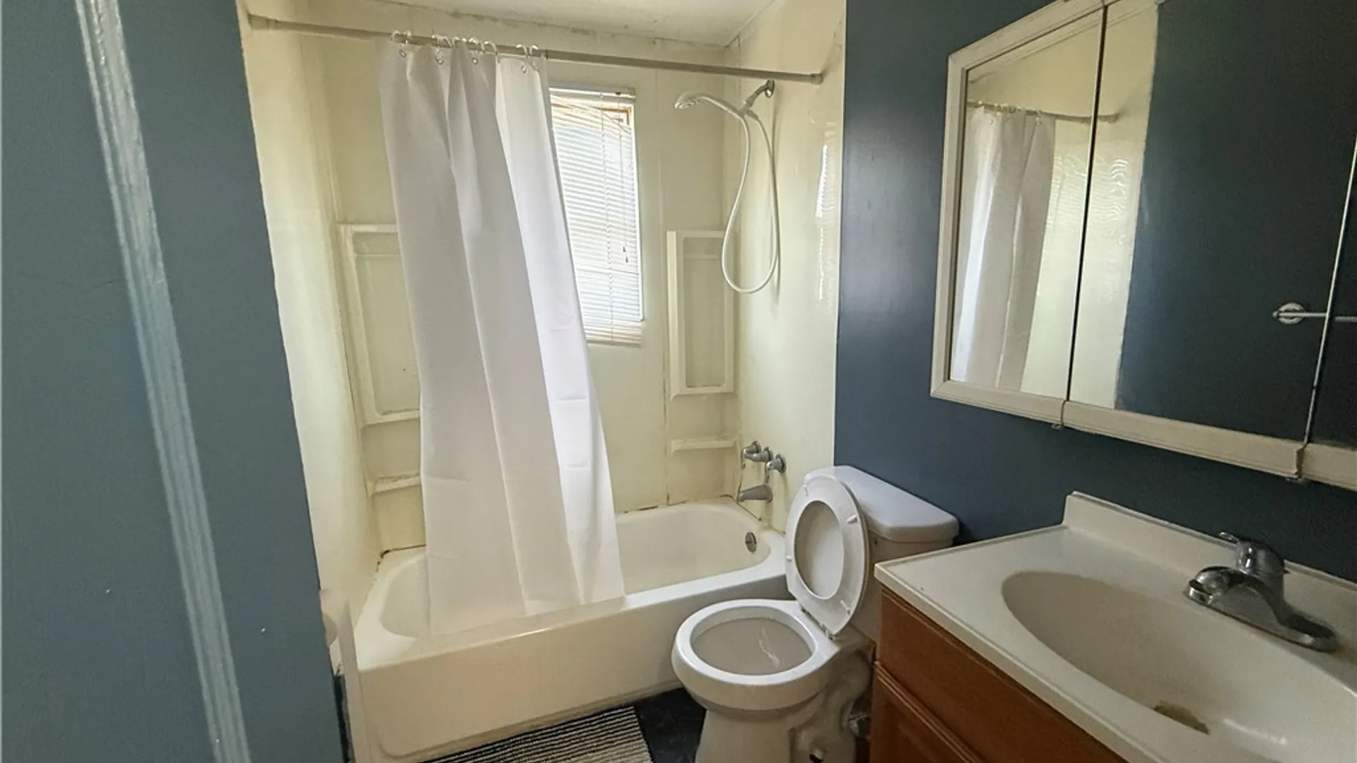 Property at 367 University Avenue, Tonawanda, NY 14223 9