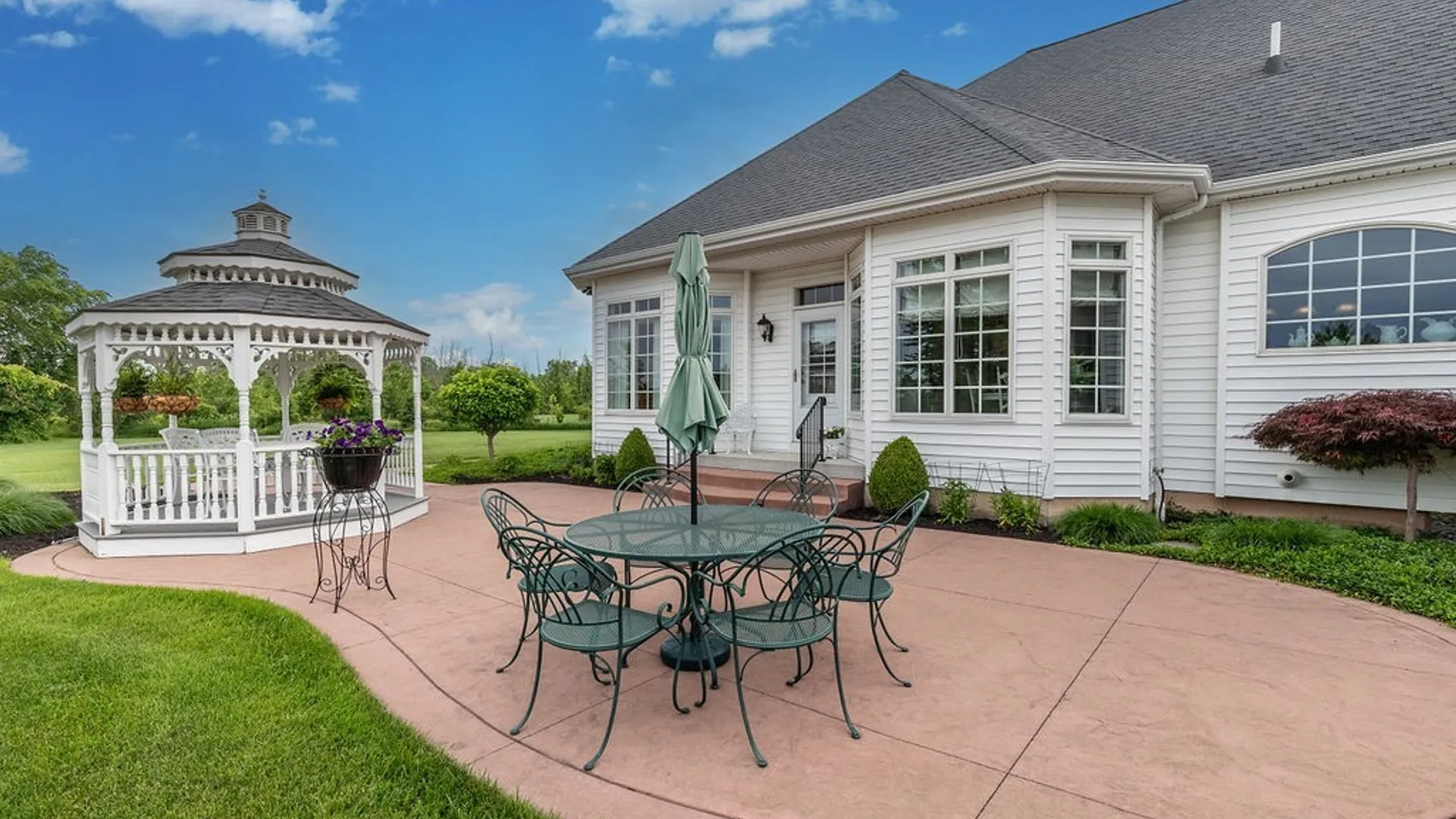 Property at 6976 Mystic Court, Clarence, NY 14032 37