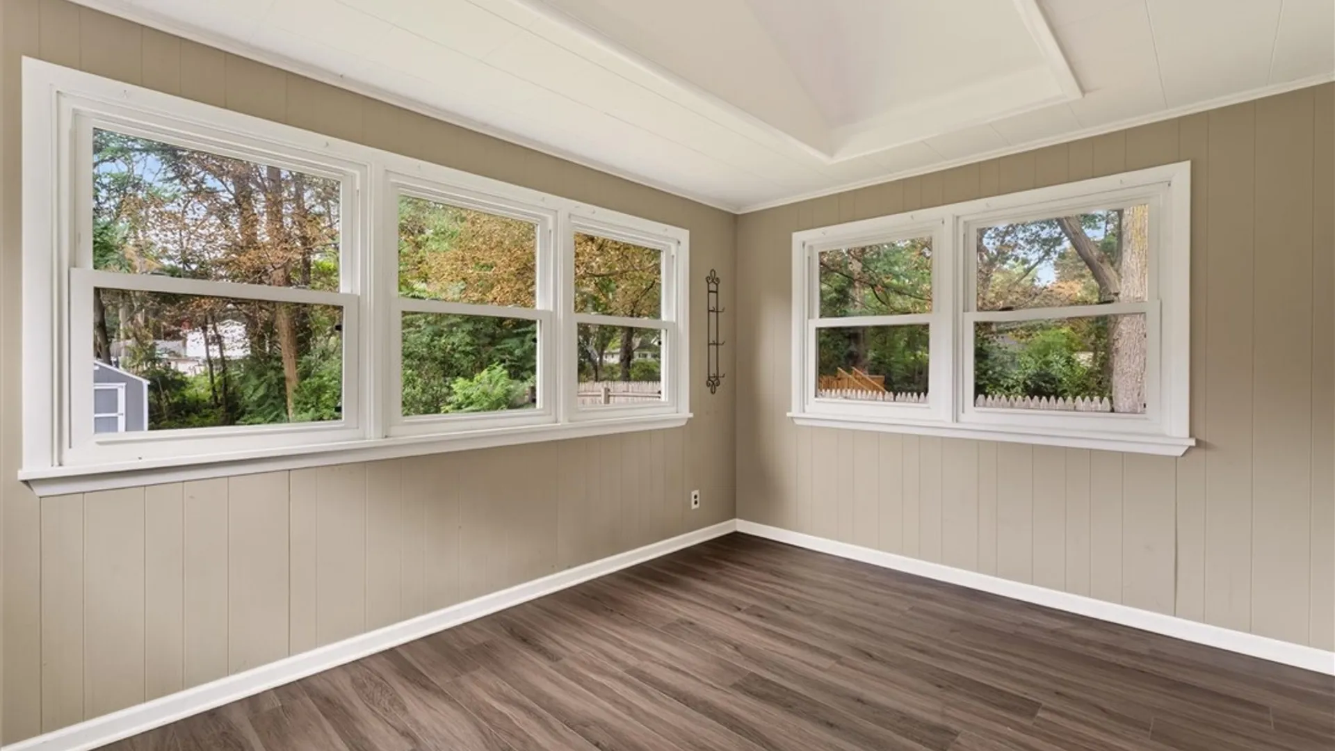 Property at 295 Penhurst Road, Brighton, NY 14610 18