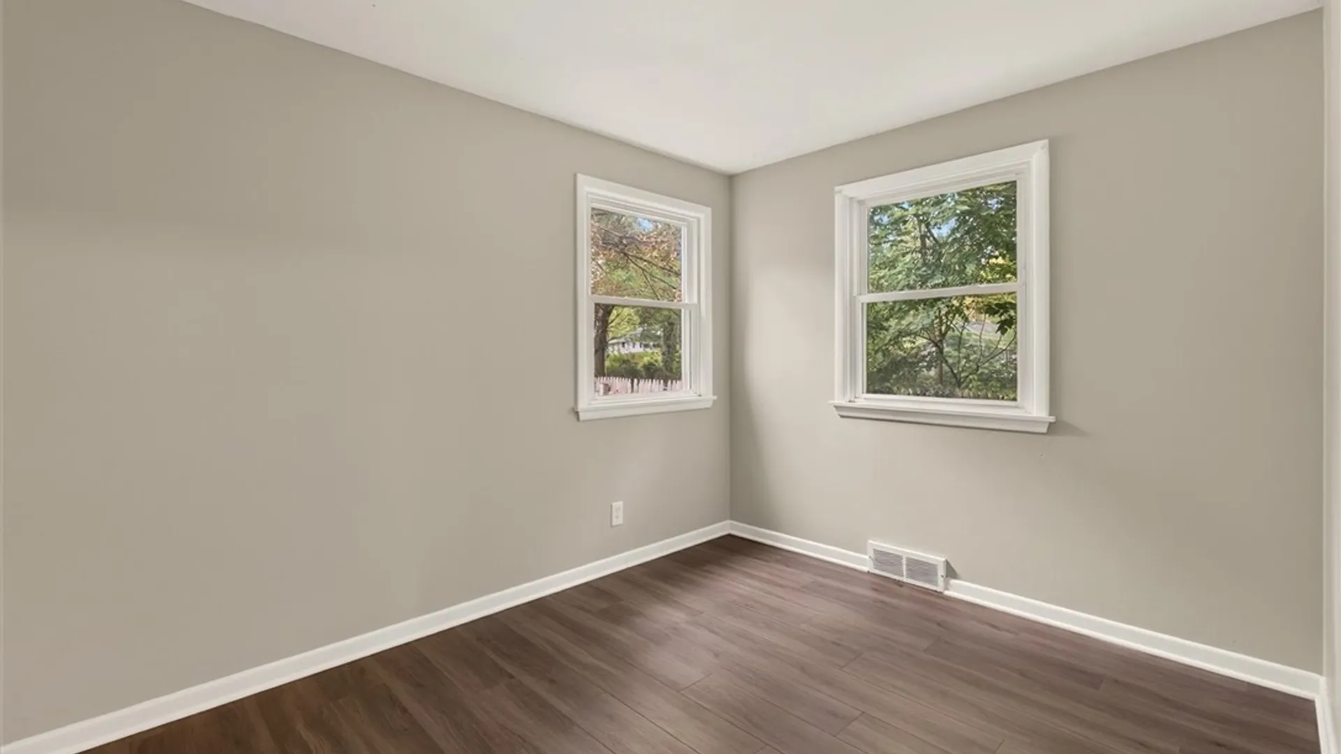 Property at 295 Penhurst Road, Brighton, NY 14610 23