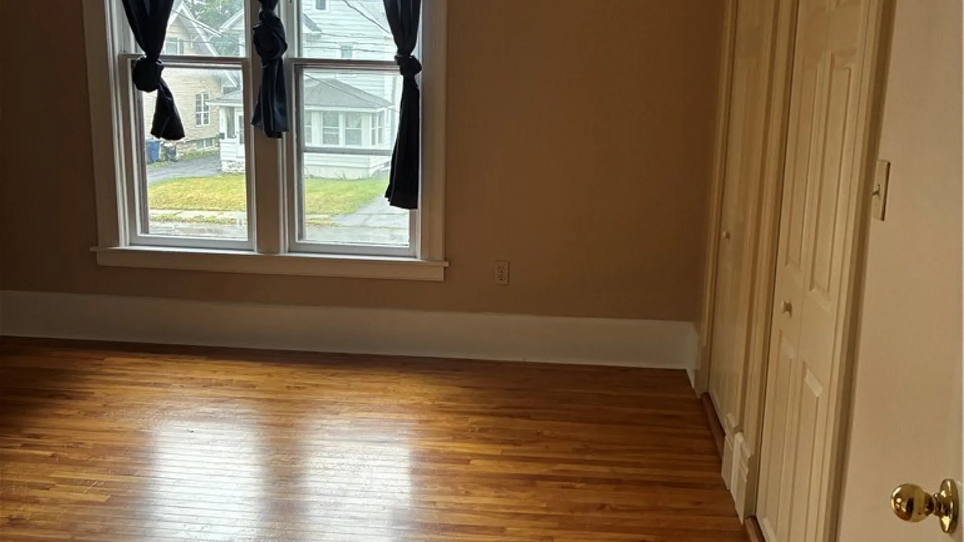 Property at 960 Salt Springs Road, Syracuse, NY 13224 8