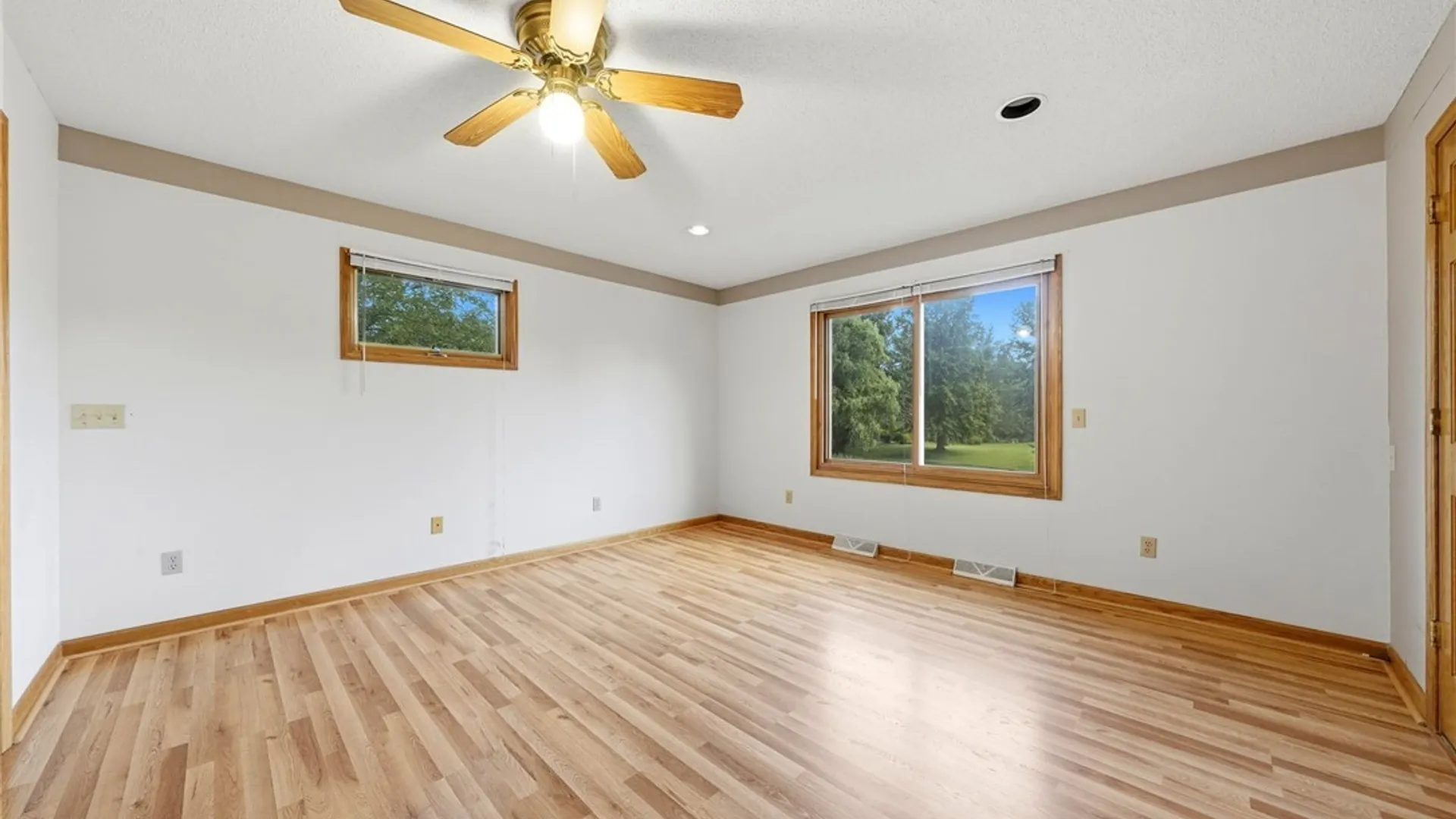Property at 83 Southwedge Drive, Amherst, NY 14068 30