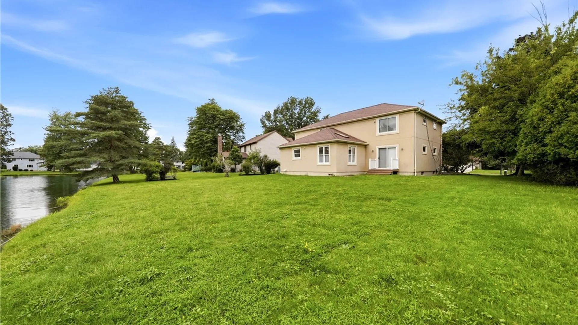 Property at 83 Southwedge Drive, Amherst, NY 14068 45