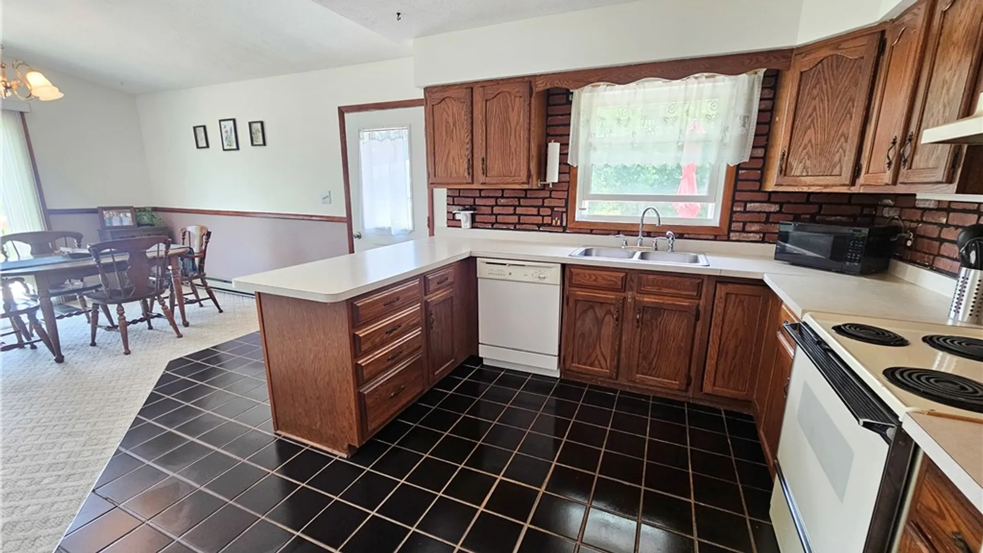 Property at 9199 Big Tree Road, Richmond, NY 14466 10