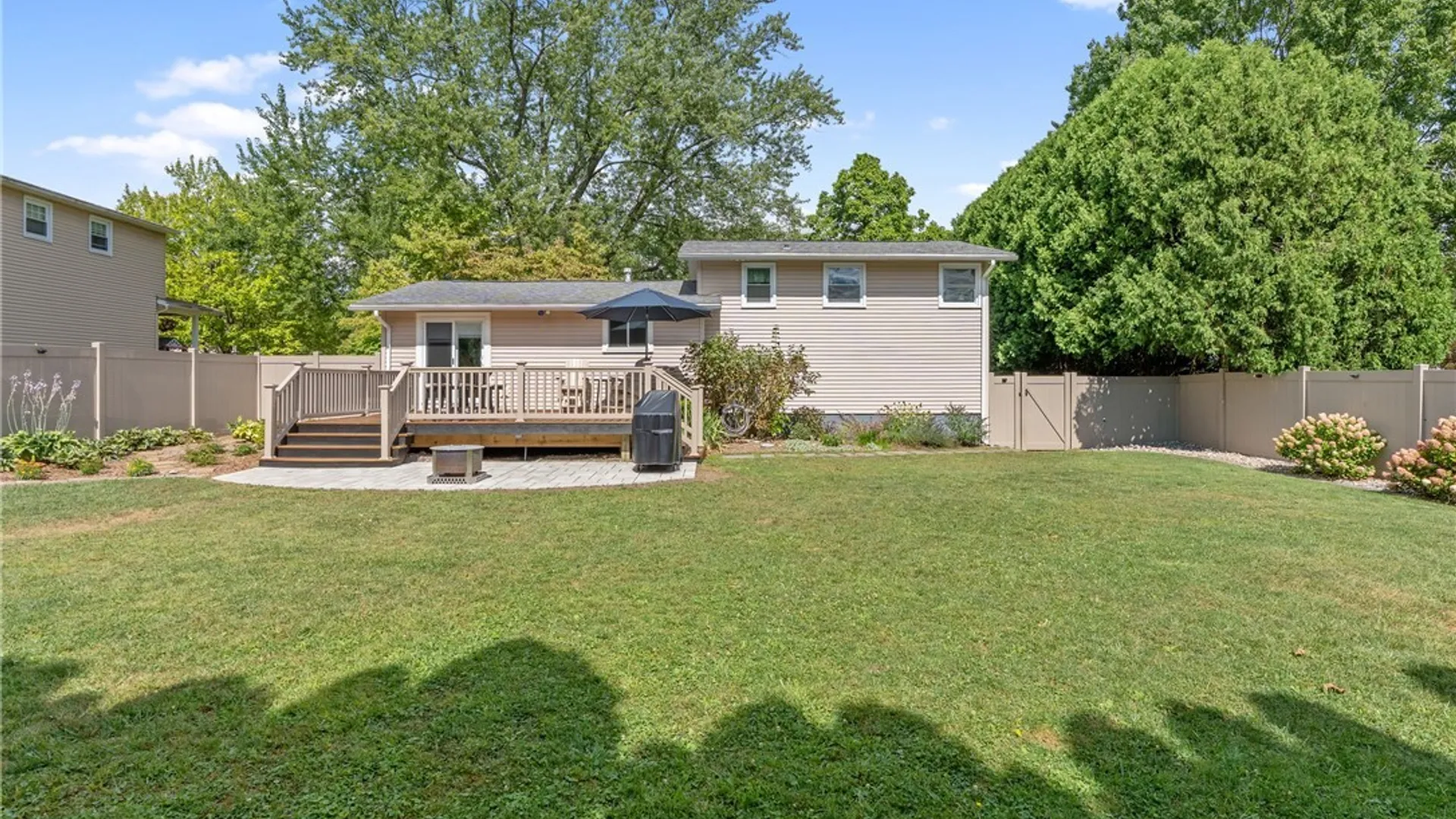 Property at 116 E Arbordale Road, Camillus, NY 13219 6